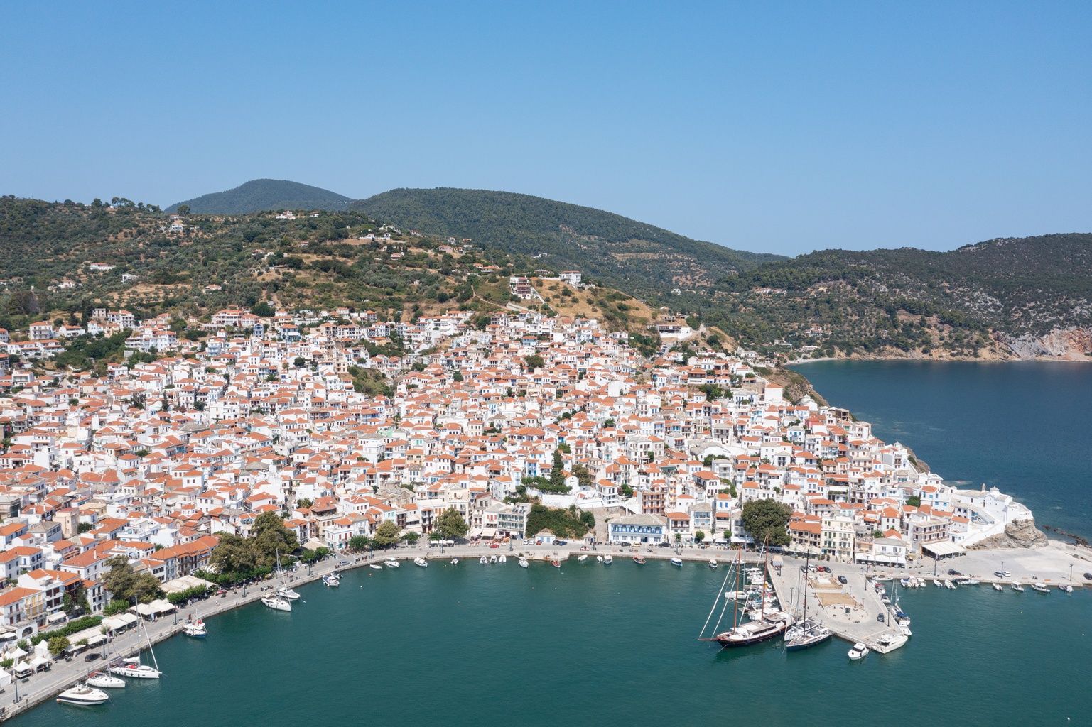 1537x1024 Skopelos Old Town