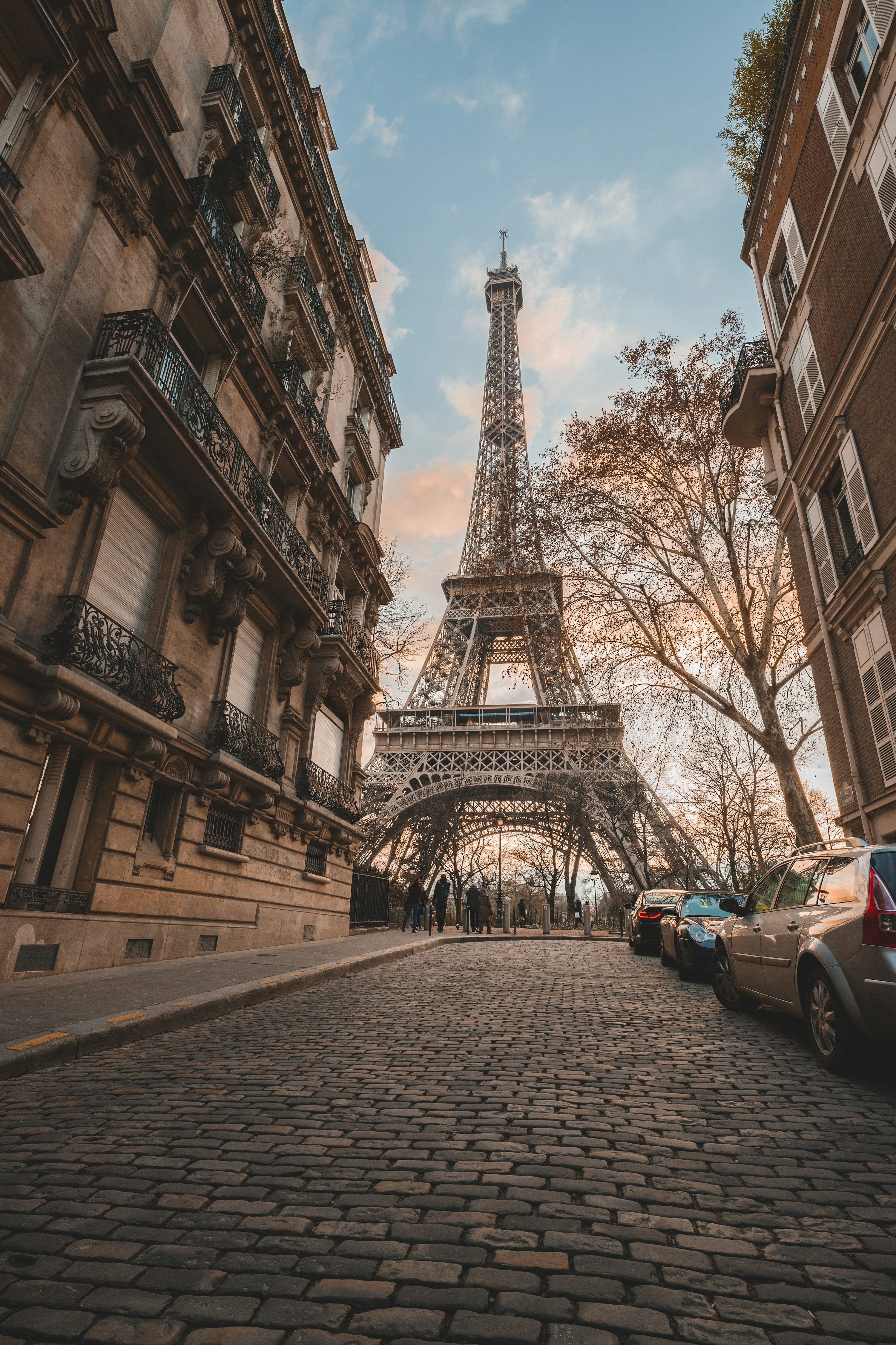 3000x4500 French Street Picture. Download Free Image