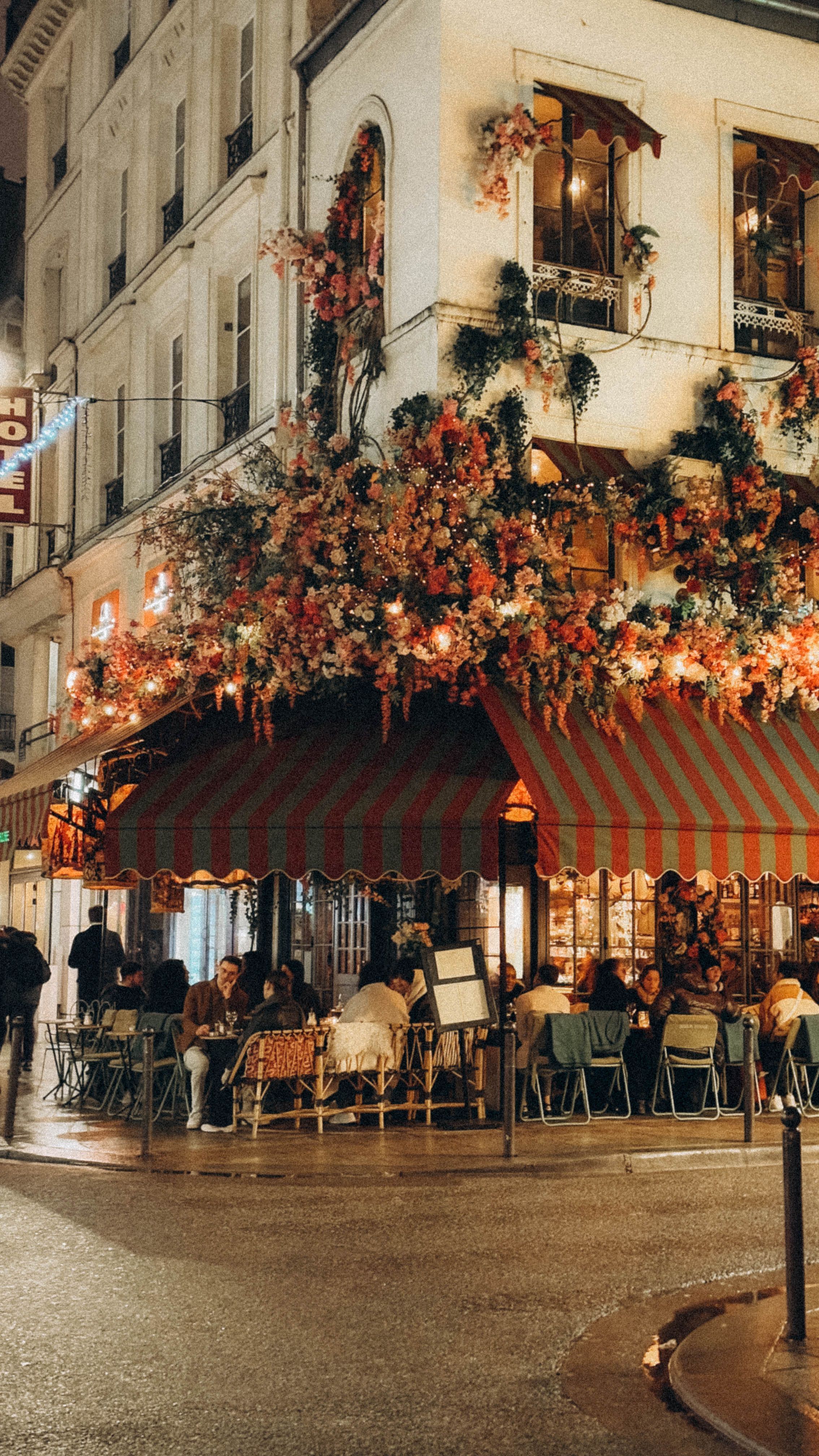 2268x4032 Paris Restaurants Photo, Download The BEST Free Paris Restaurants & HD Image