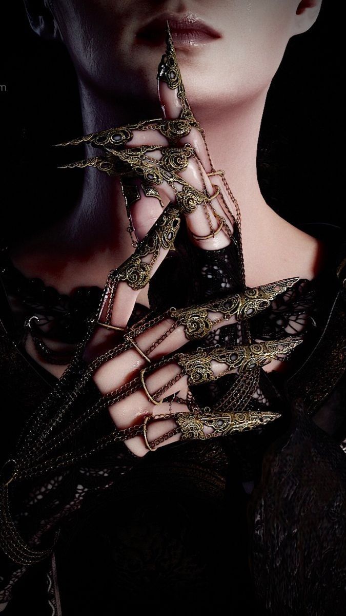 675x1200 Mother Miranda Resident Evil Village Wallpaper