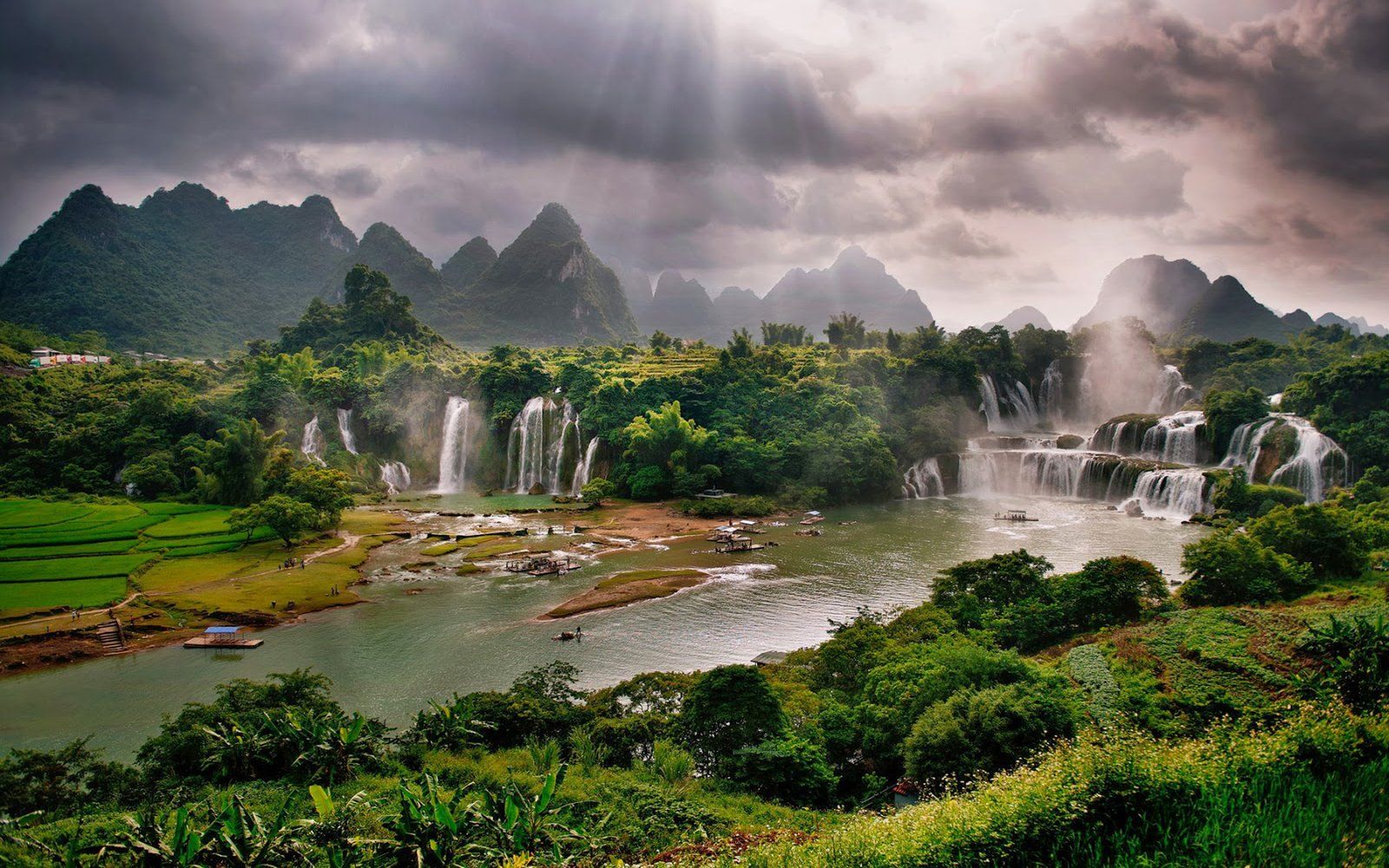 1600x1000 Detian Waterfall, Daxin County, Guangxi, China) Desktop Wallpaper HD 2880x1800 :