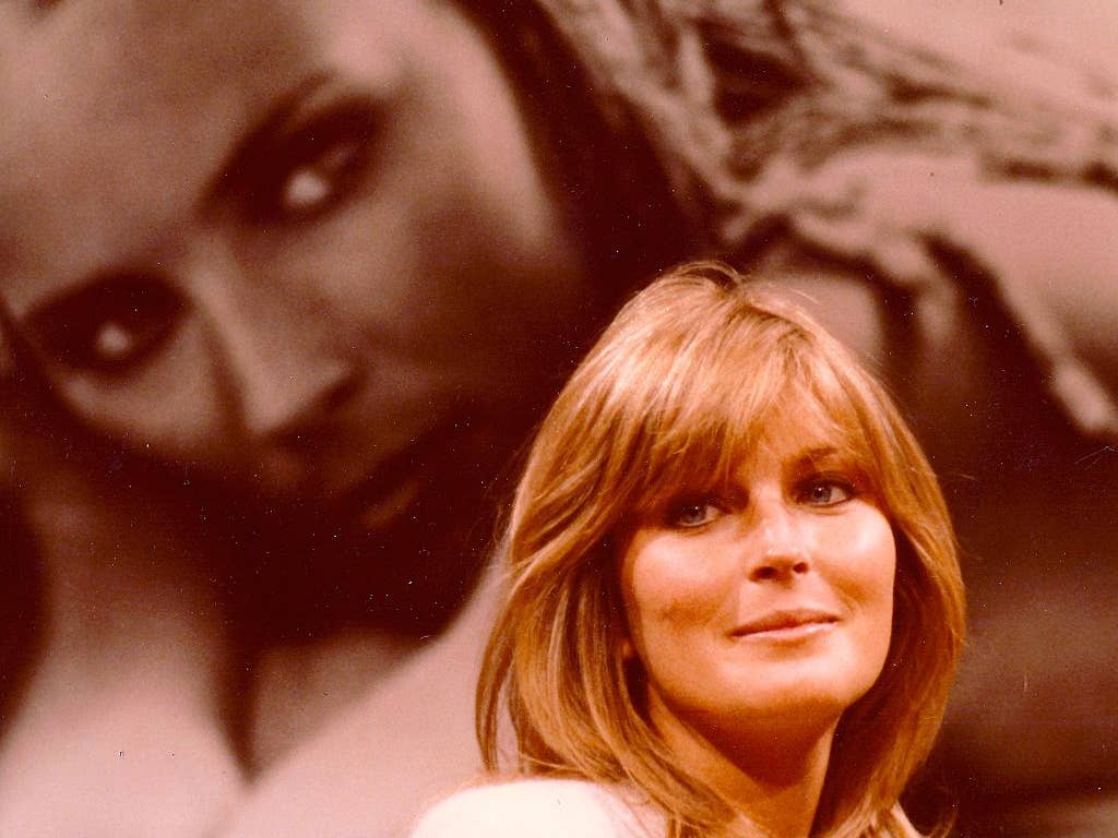 1024x768 Iconic 70s Actress Bo Derek Turns 69