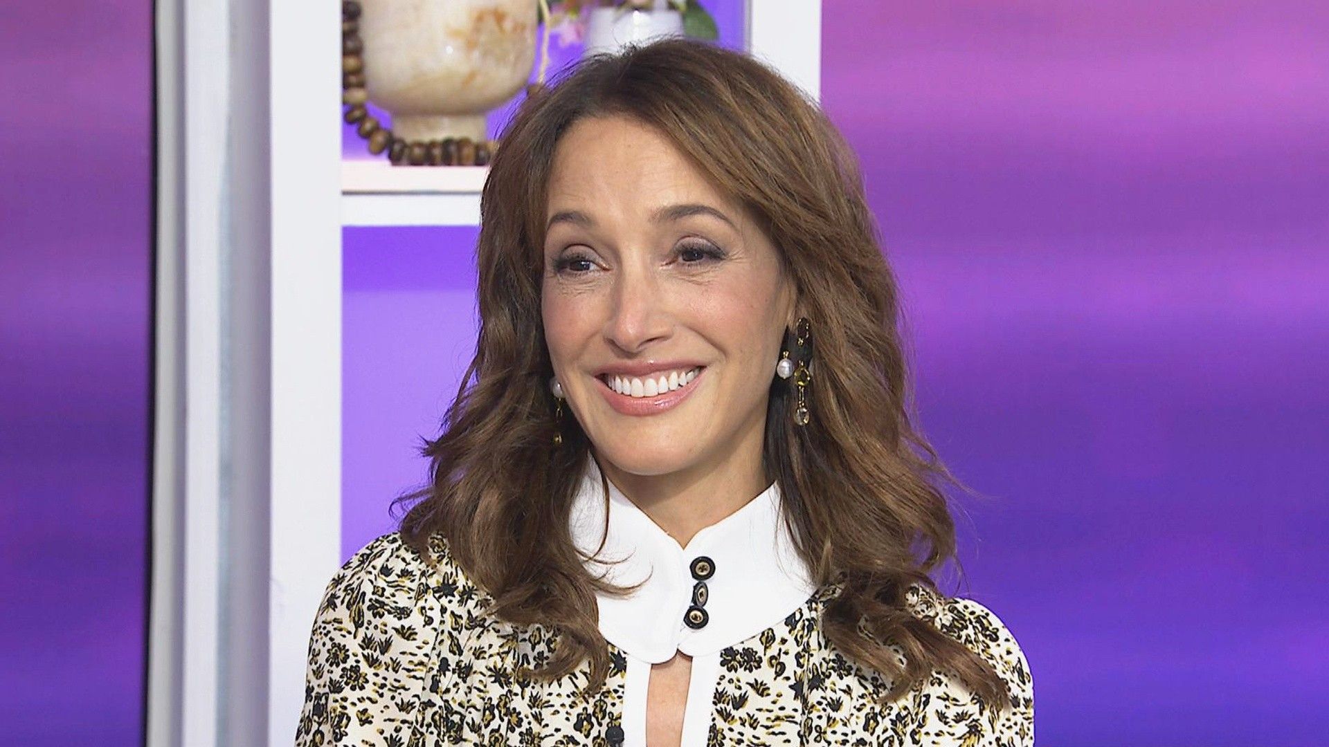 1920x1080 Jennifer Beals on working with Mila Kunis in ‘Luckiest Girl Alive’