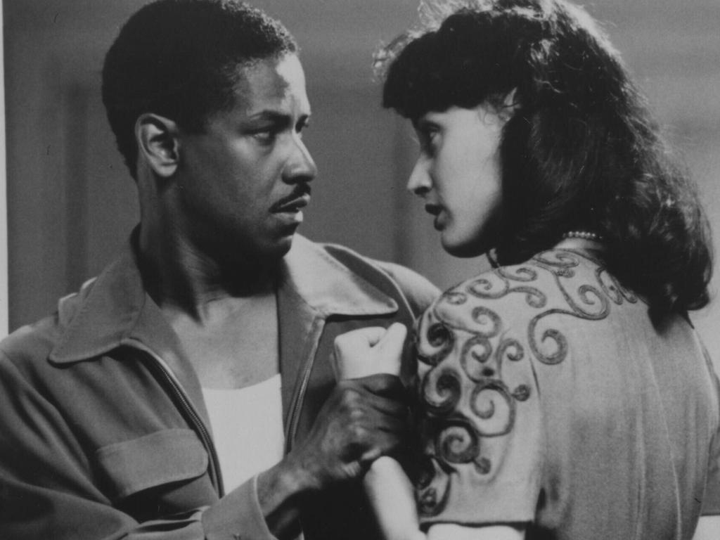 1024x768 Jennifer Beals: Why Flashdance star gave away fame after filming 80s classic. news.com.au