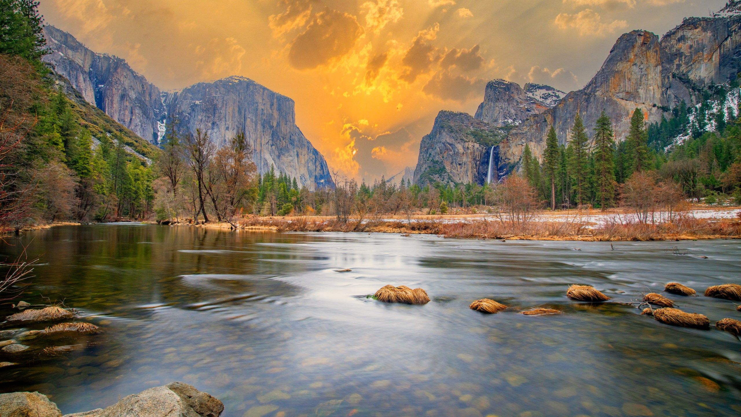 2560x1440 The Most Instagrammable National Parks In The U.S. To Visit This Spring
