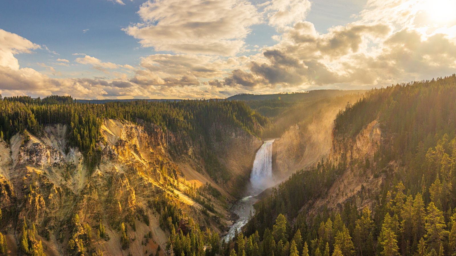 1600x900 The U.S. Is Home To The World's First And Oldest National Park