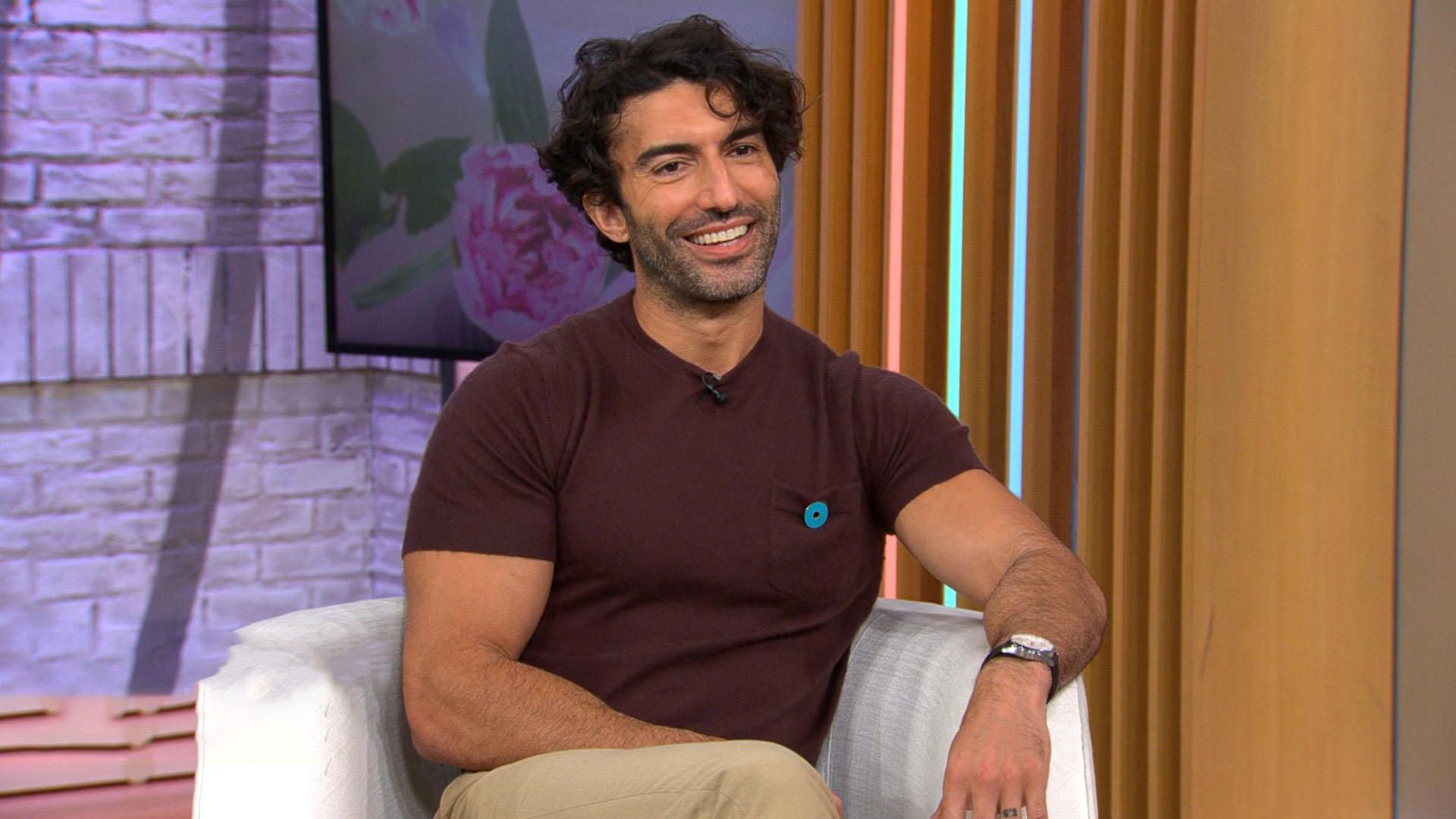 1920x1080 Justin Baldoni talks It Ends with Us