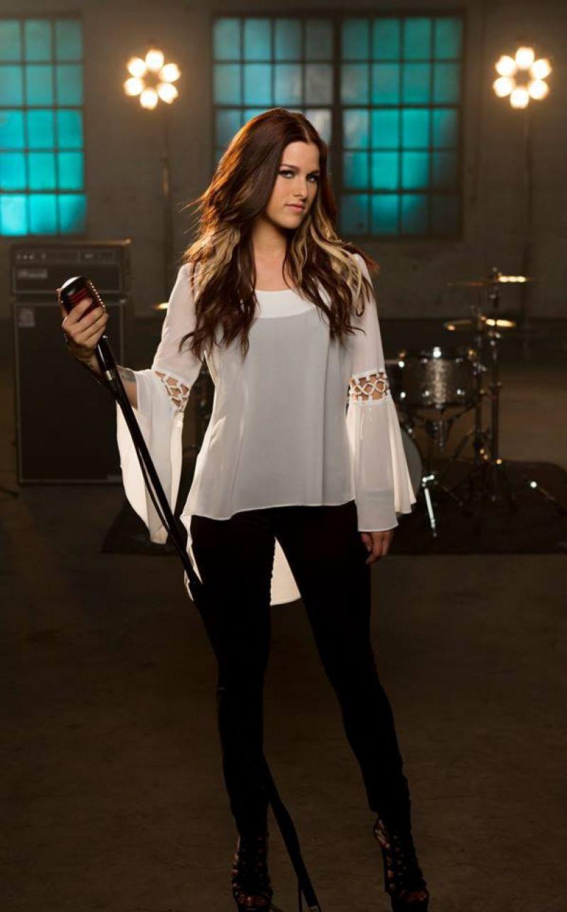 800x1286 Wallpaper HD Cassadee Pope