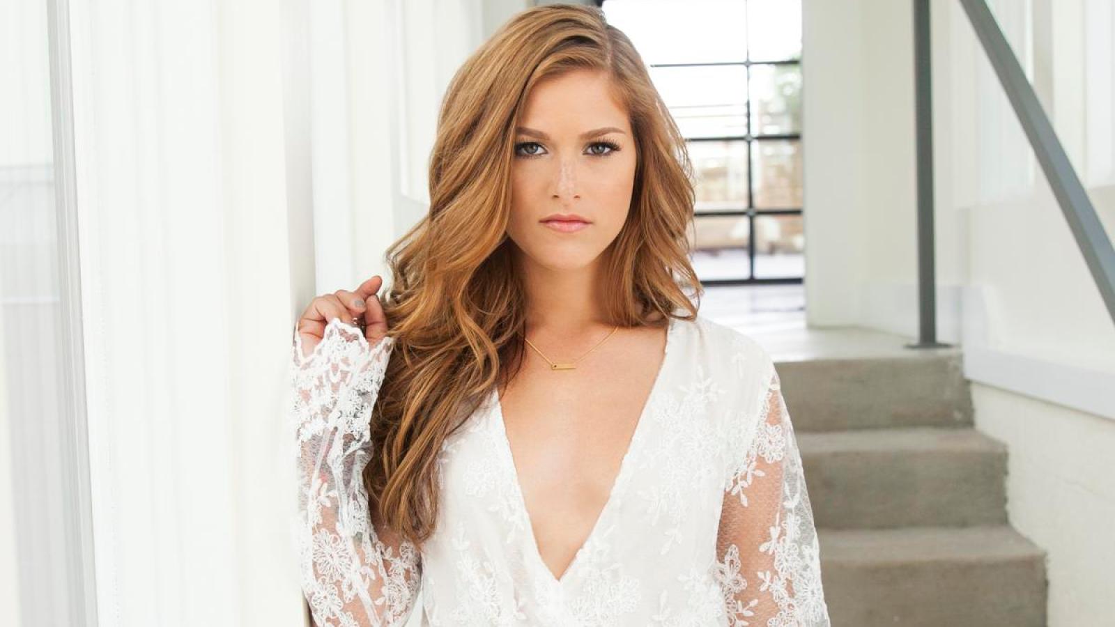 1600x900 MORONGO: Cassadee Pope brings country, anthems to Cabazon