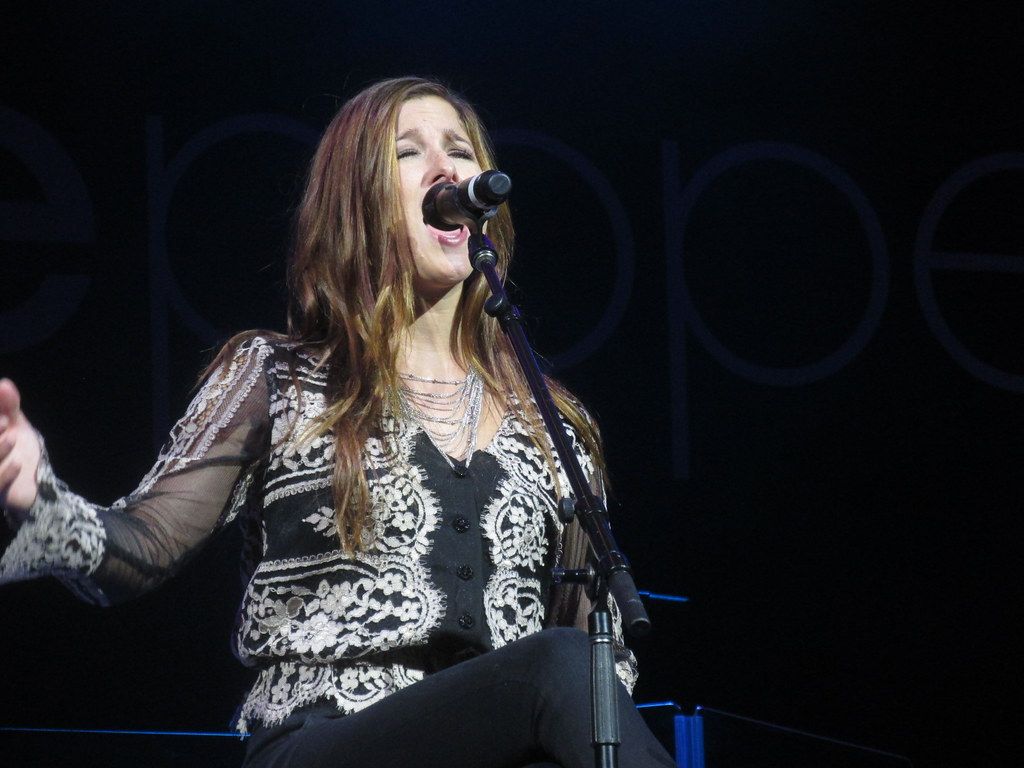 1024x768 Cassadee Pope 8 29 14