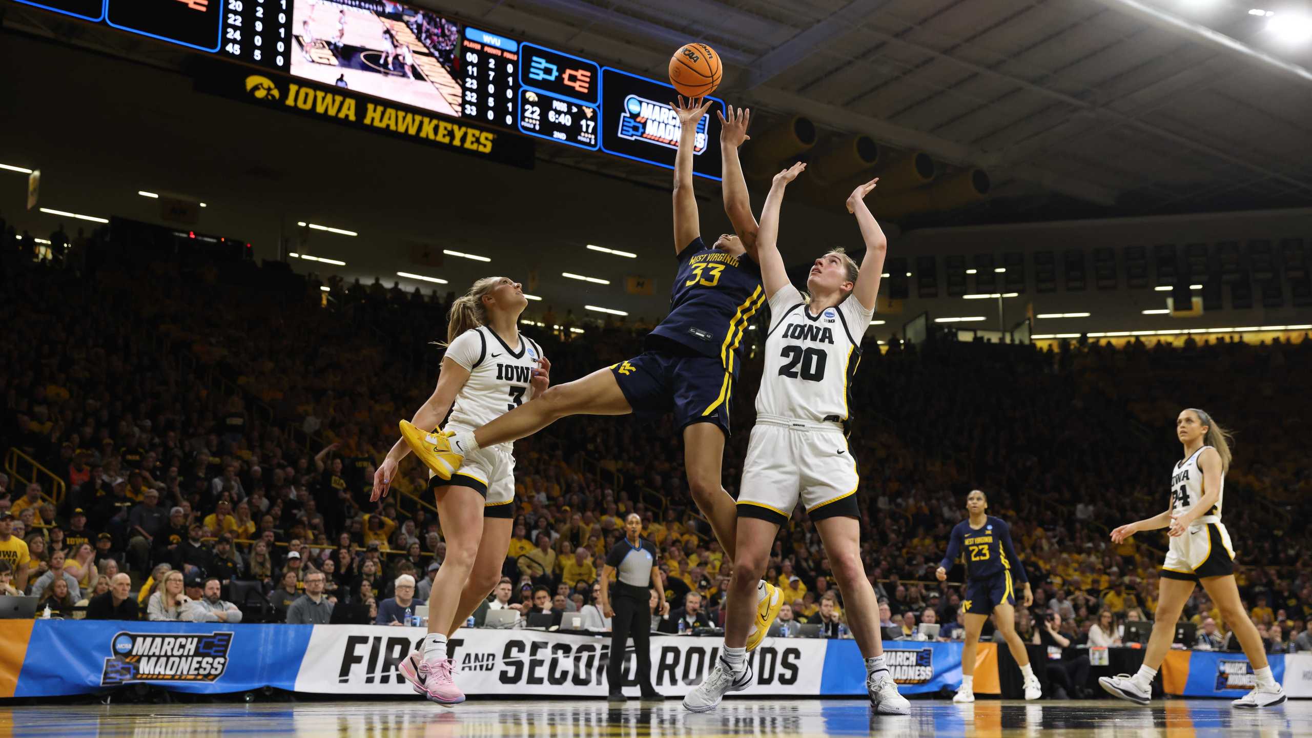 2560x1440 LIVE GAME LOG: WVU women's basketball faces Iowa in second round of NCAA Tournament