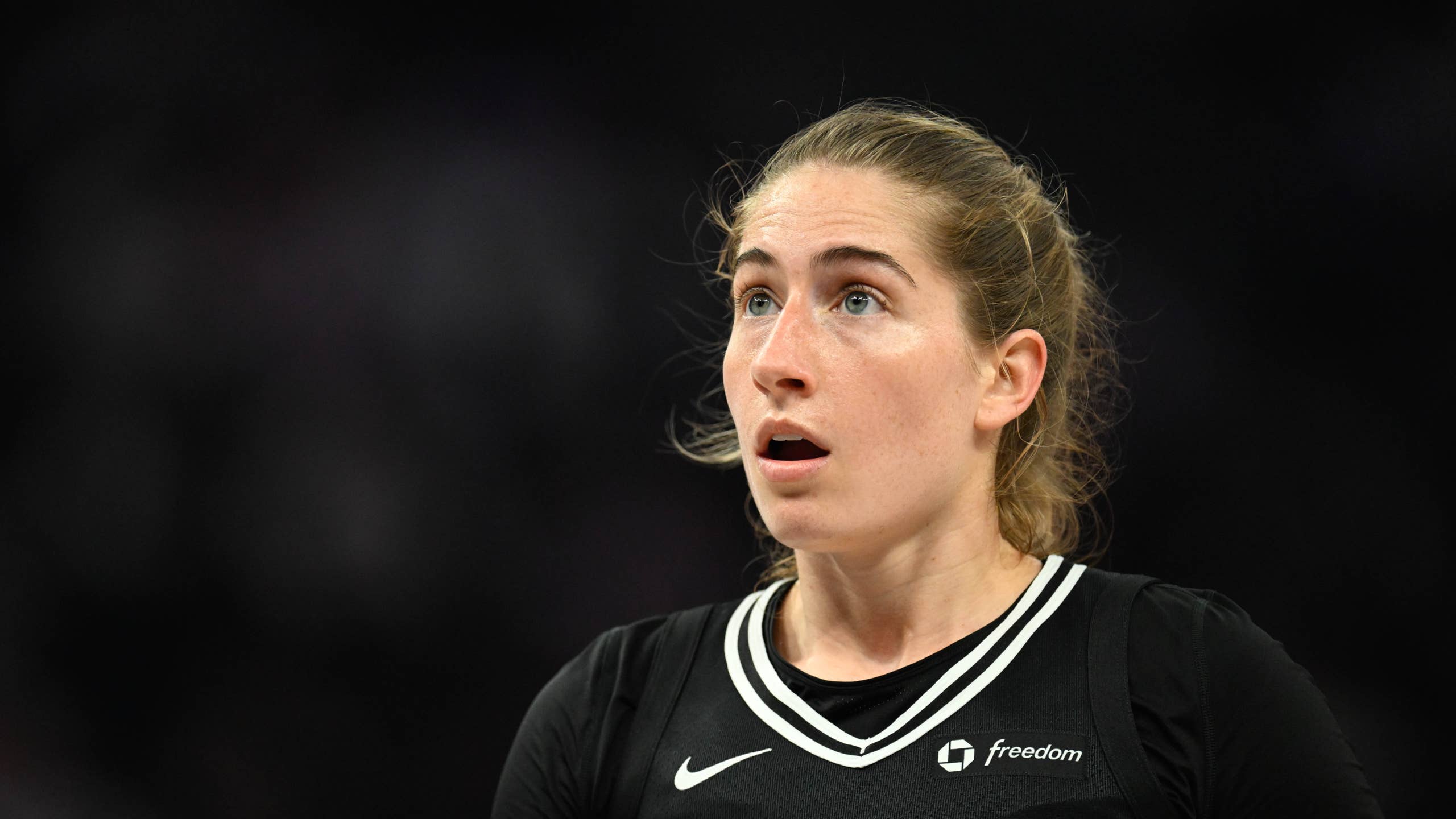 2560x1440 Kate Martin Holds Back Tears in First Interview After Being Waived