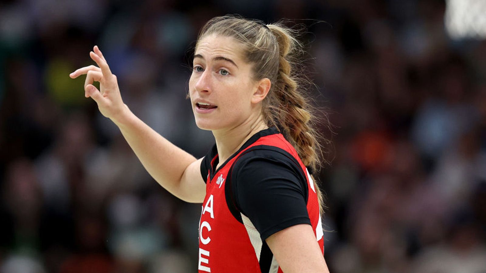 1600x900 Kate Martin's Girlfriend Provides Injury Update While At The Club
