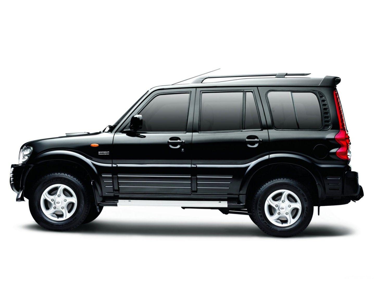 1440x1080 Mahindra Scorpio Black 2013 wallpaperx1080