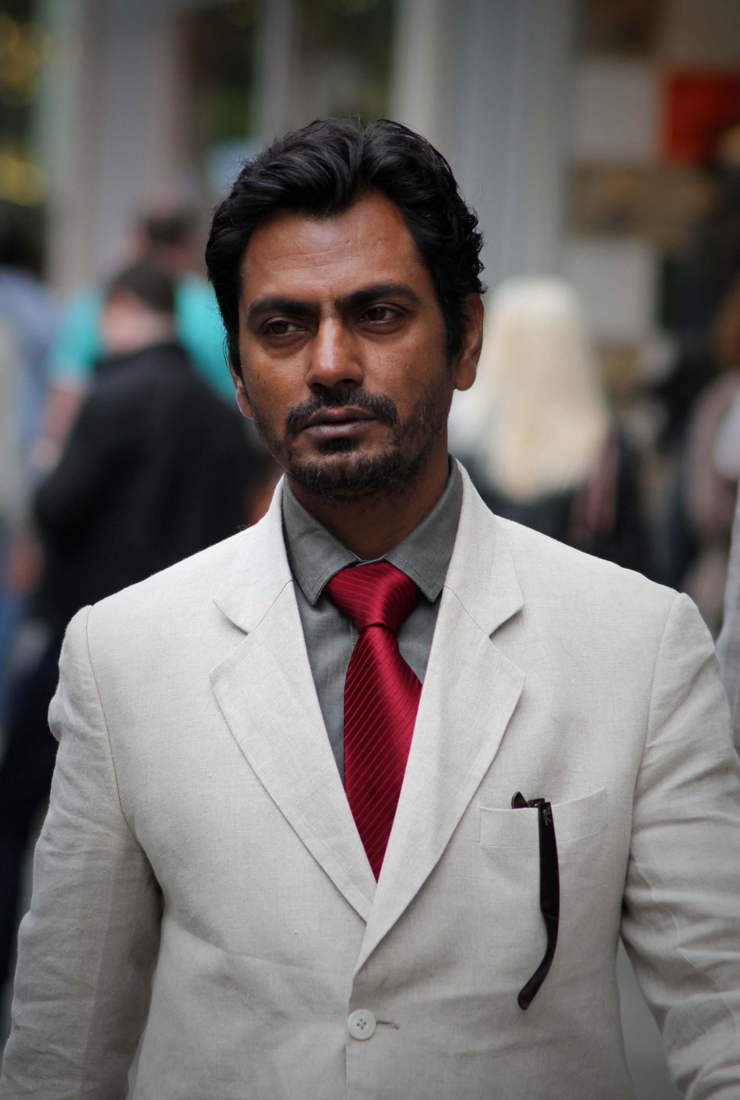 2400x3570 Nawazuddin Siddiqui Biography Photographs Wallpaper