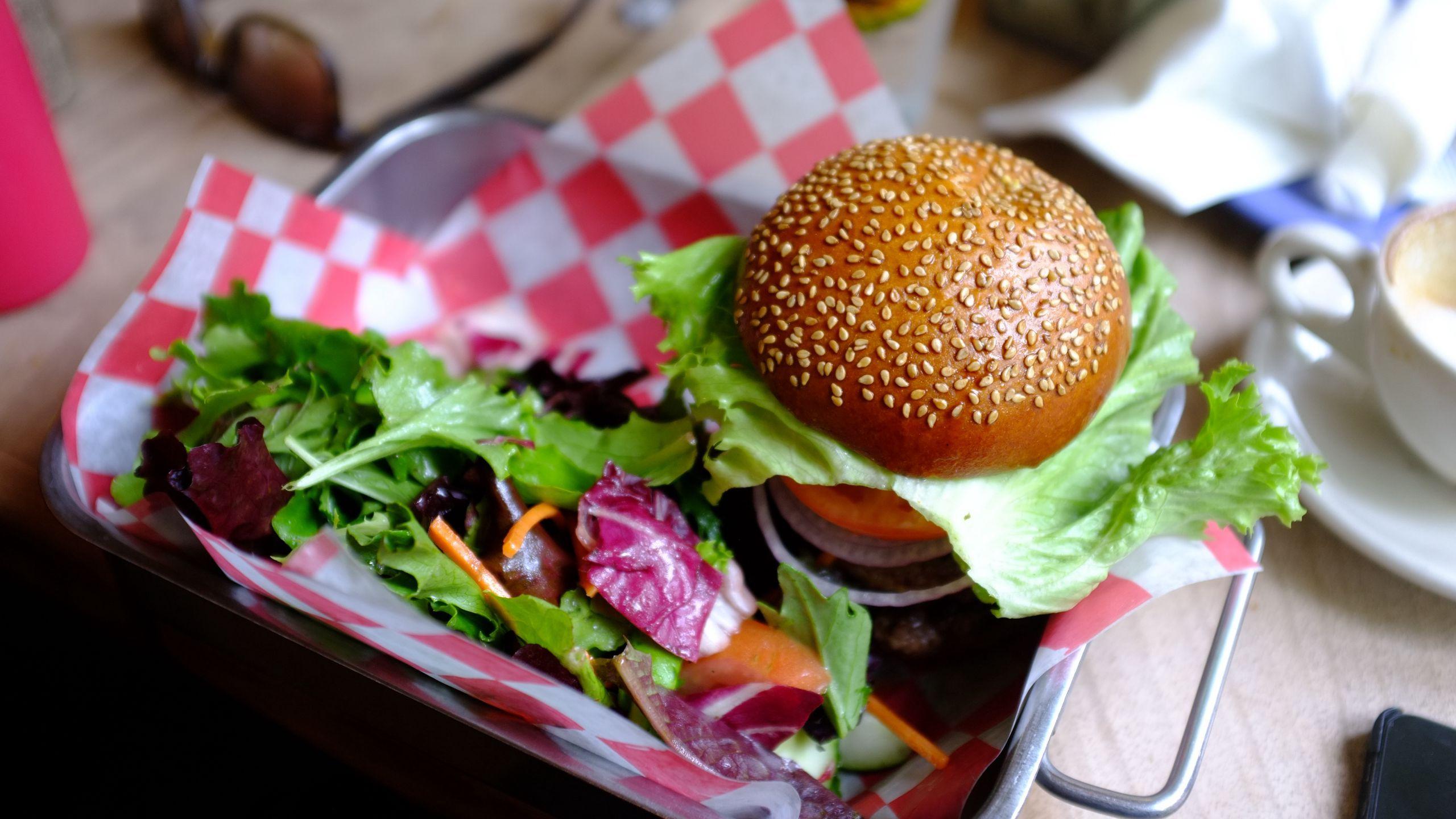 2560x1440 Download wallpaper 2560x1440 hamburger, vegetables, fast foods