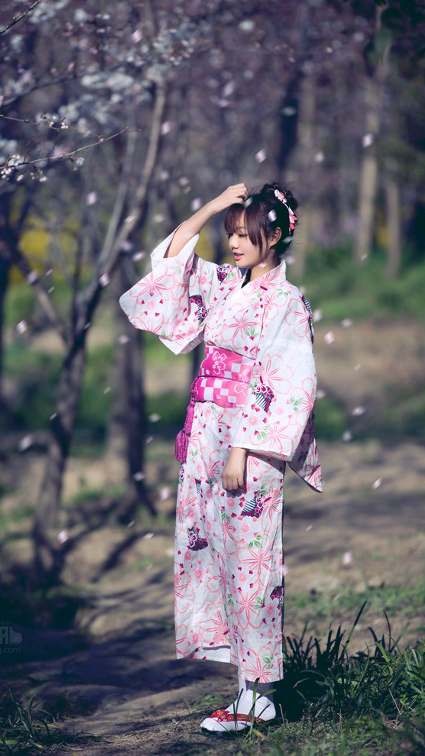 1440x2560 stocks at Japanese Girl Wallpaper group