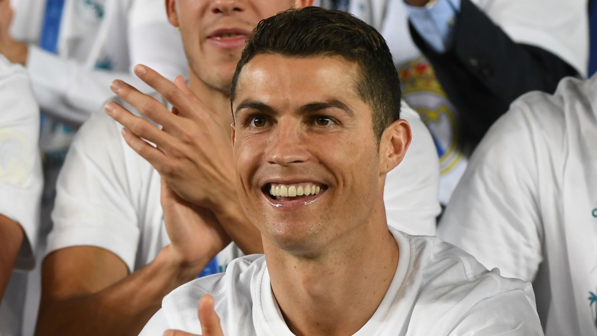 1920x1080 Ronaldo Laughs at Renato Comments