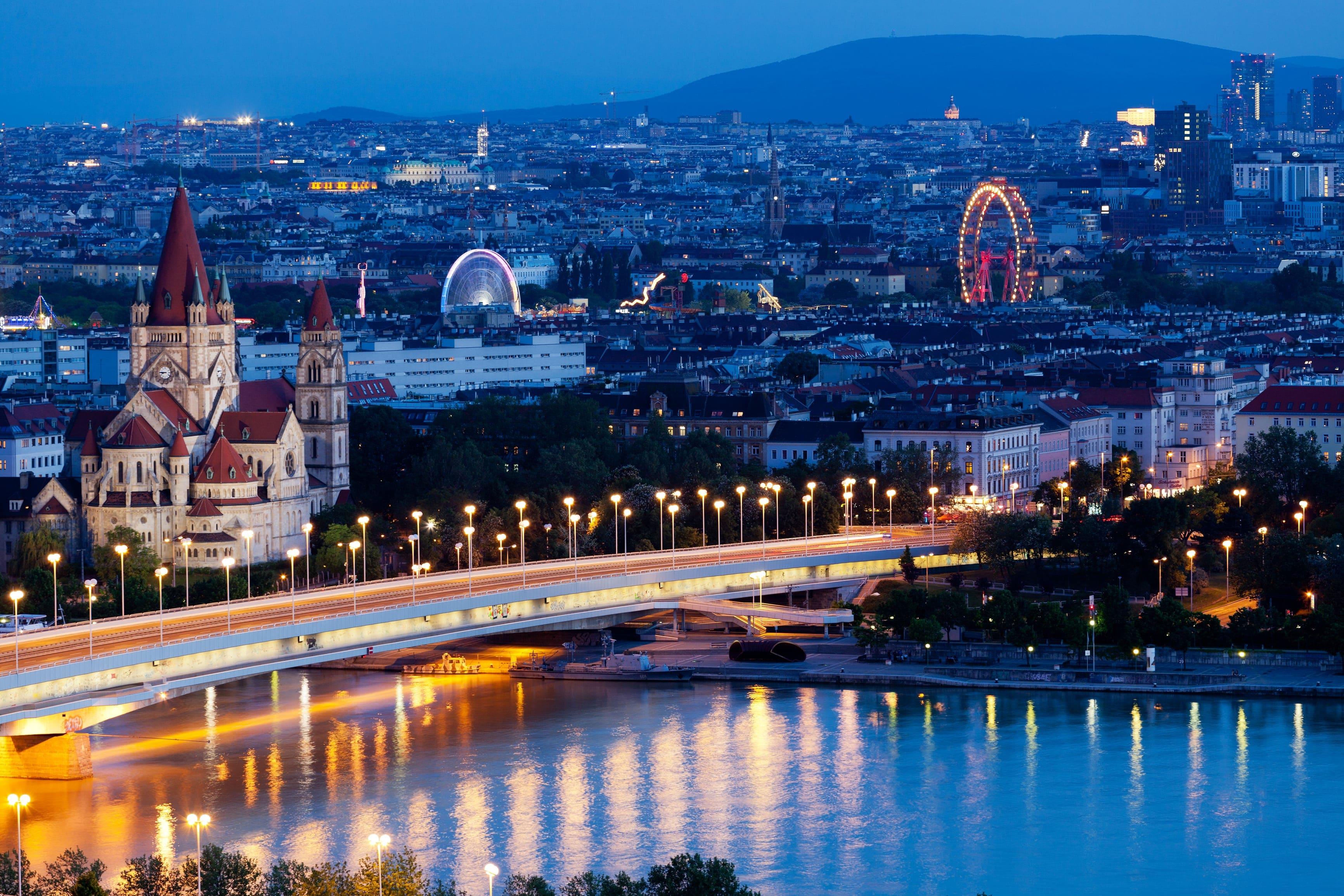 3464x2309 Vienna HD