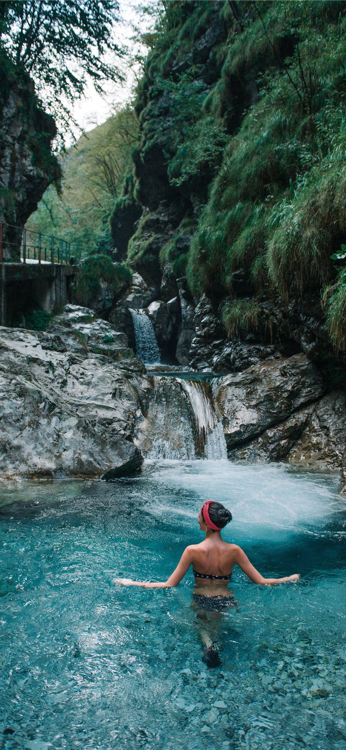1125x2436 Best waterfall iPhone X Wallpaper HD