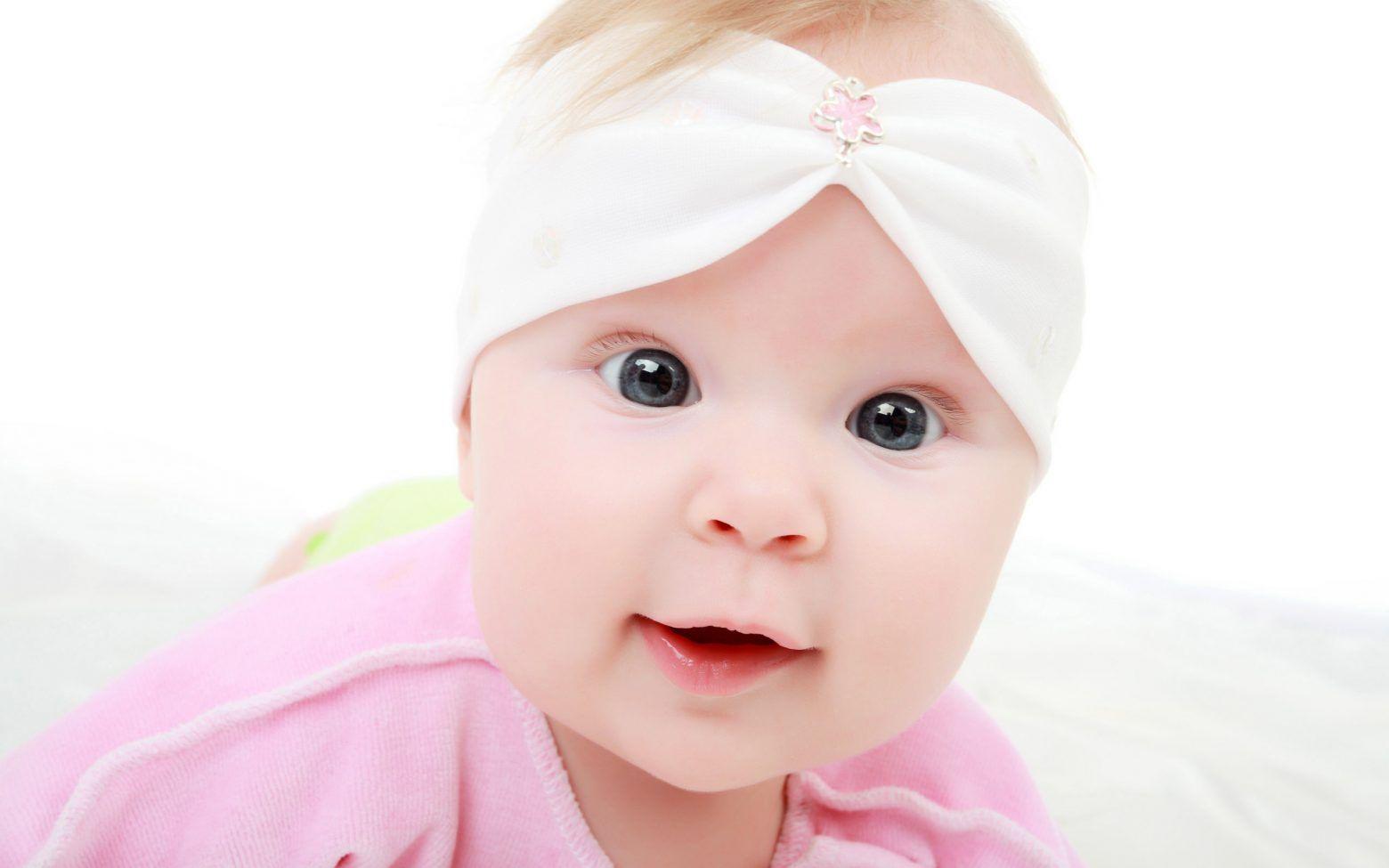 1560x975 Smiling baby cute HD wallpaper