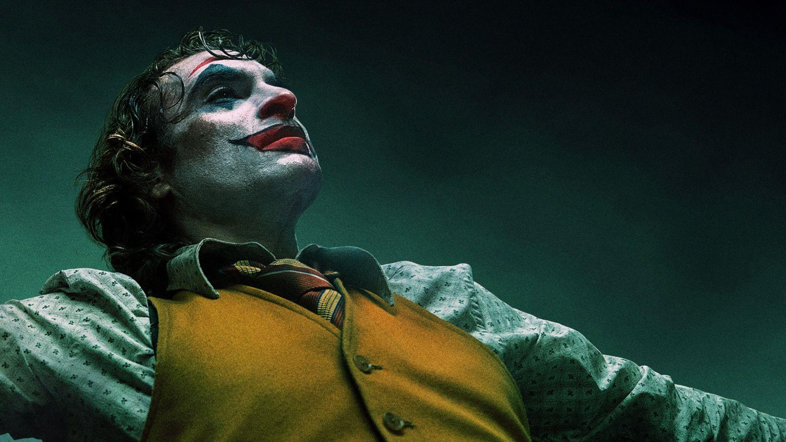 1600x900 Actor Joaquin Phoenix in the movie Joker, 2019 Desktop wallpaper