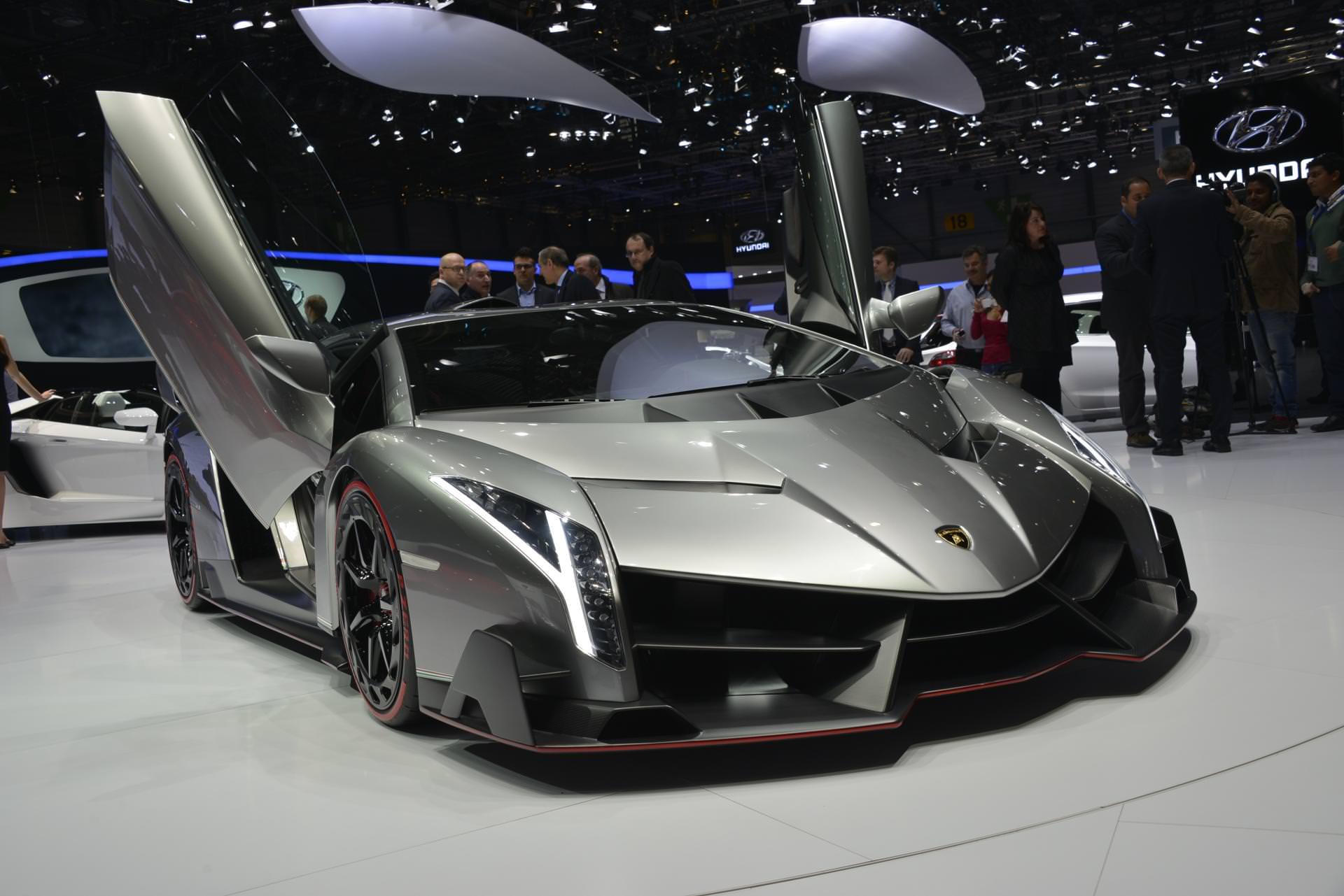 1920x1281 Lamborghini Veneno Release Wallpaper Cars Wallpaper