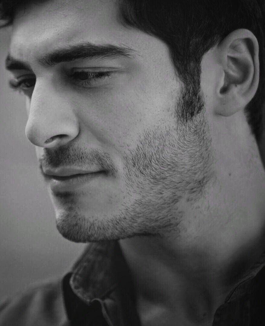 877x1079 We Found The Turkish Drama Version Of Fawad Khan In Pyaar Lafzon
