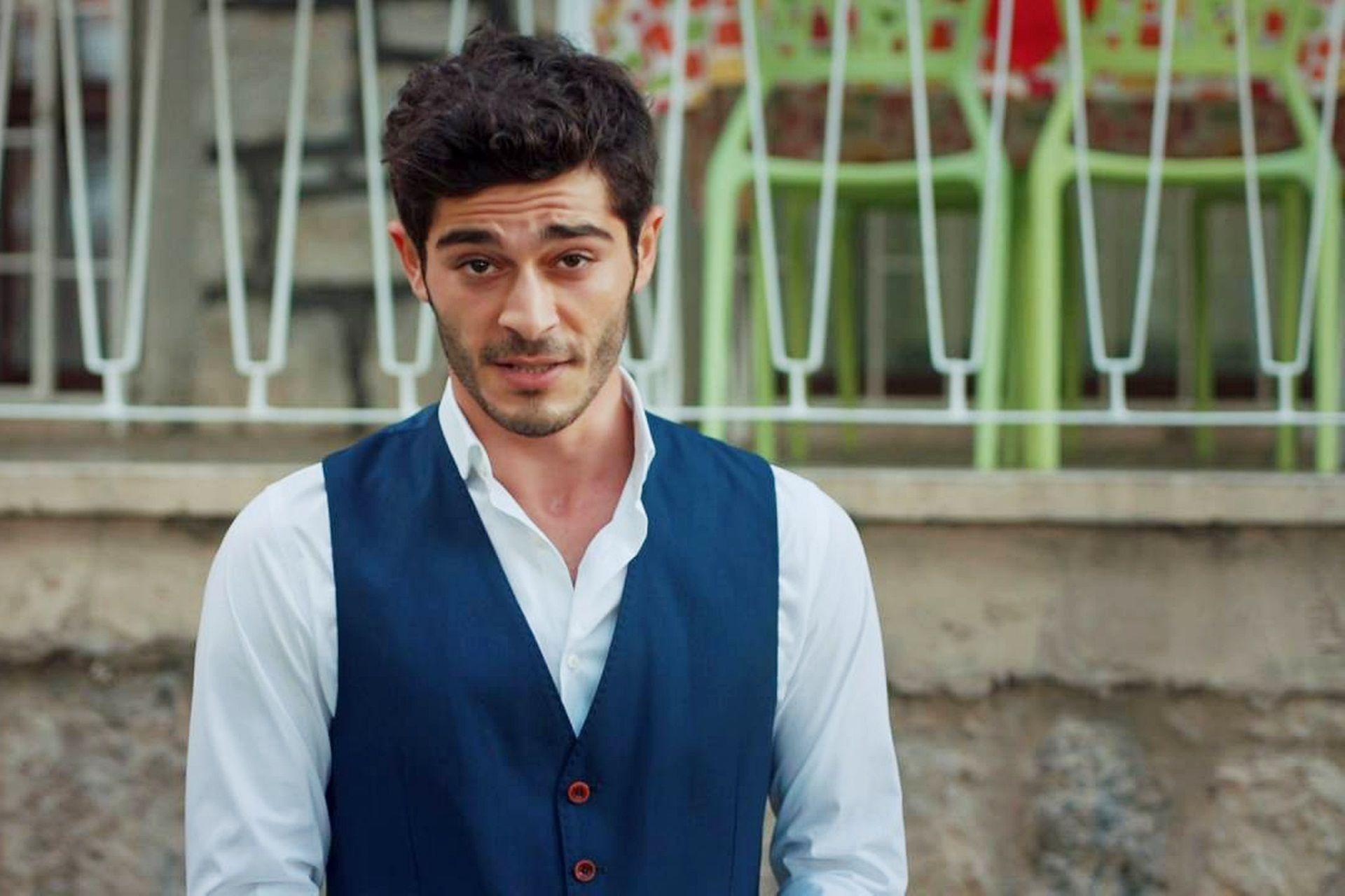 1920x1280 Burak Deniz Wallpaper HD Background Free Download