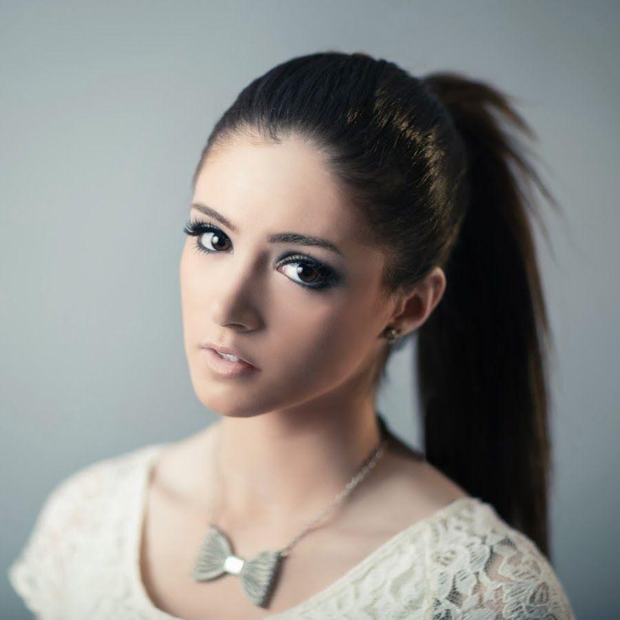 900x900 Chrissy Costanza Photo HD. Full HD Picture