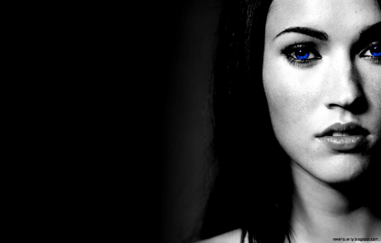 1545x987 Girl Black And White Wallpaper