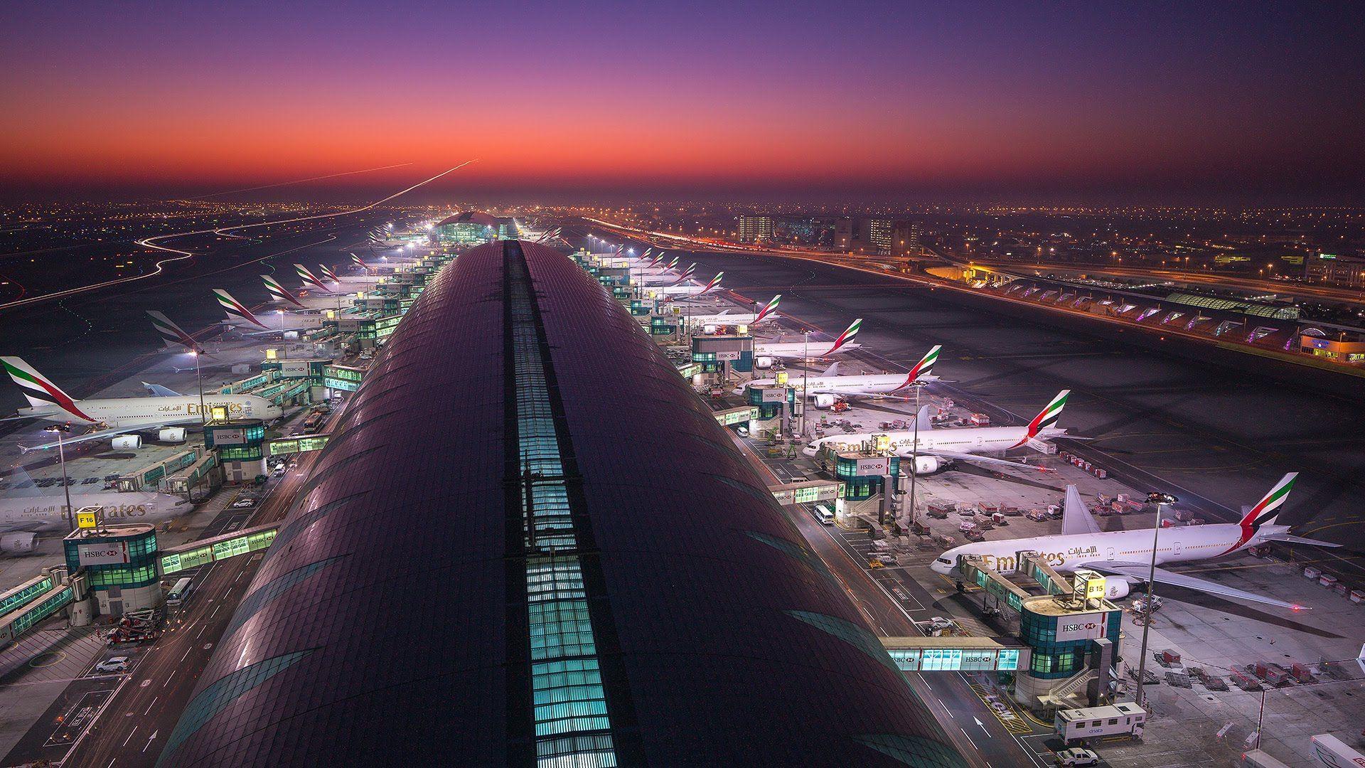 Dubai Airport Wallpapers - Top Free Dubai Airport Backgrounds -  WallpaperAccess
