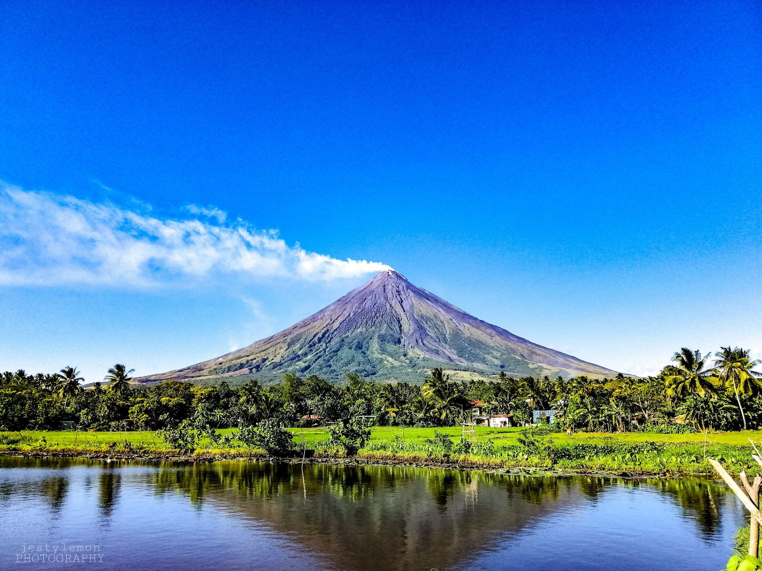 Mayon Volcano Wallpaper HD