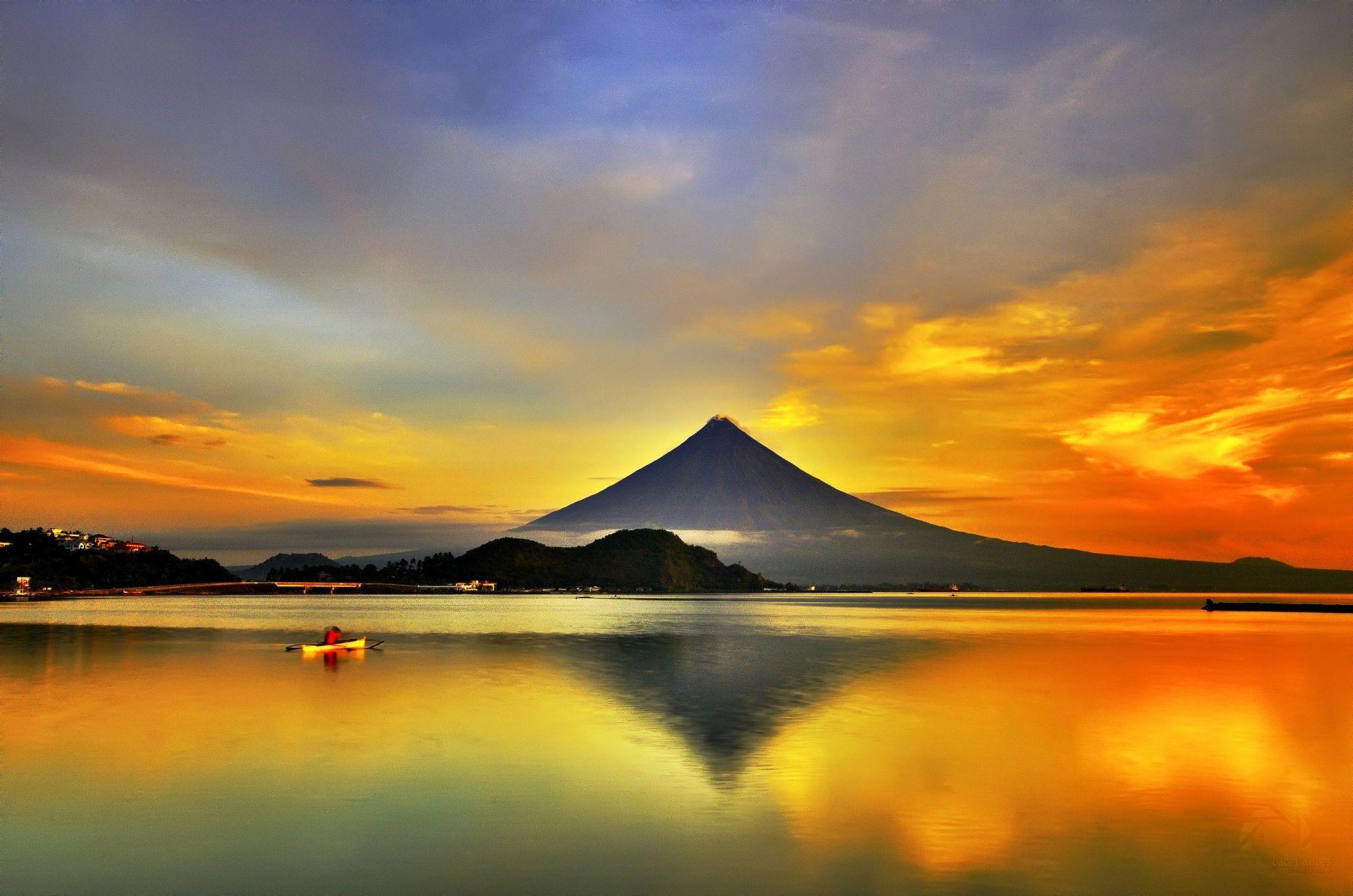 Mayon Volcano Wallpapers Top Free Mayon Volcano Backgrounds