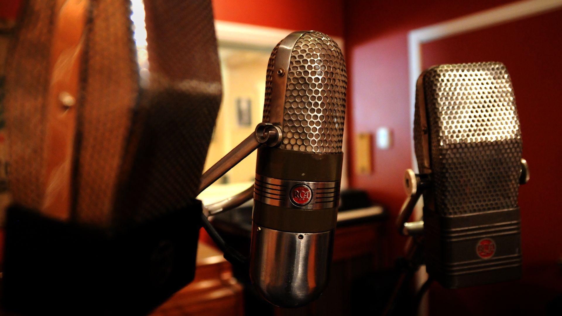 1920x1080 Microphone collection Recorders Studio Crystall Recorders