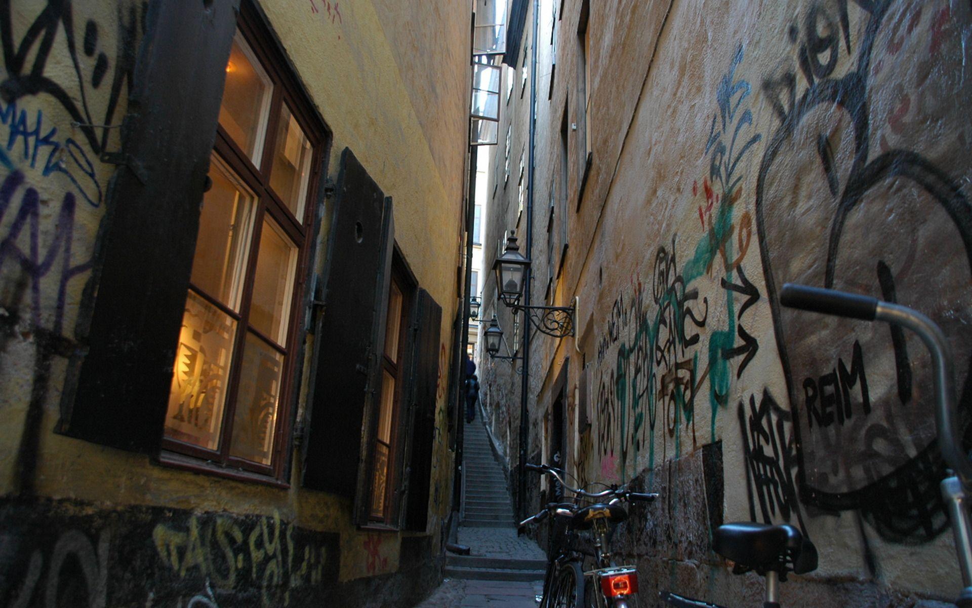1920x1200 Alley Wallpaper