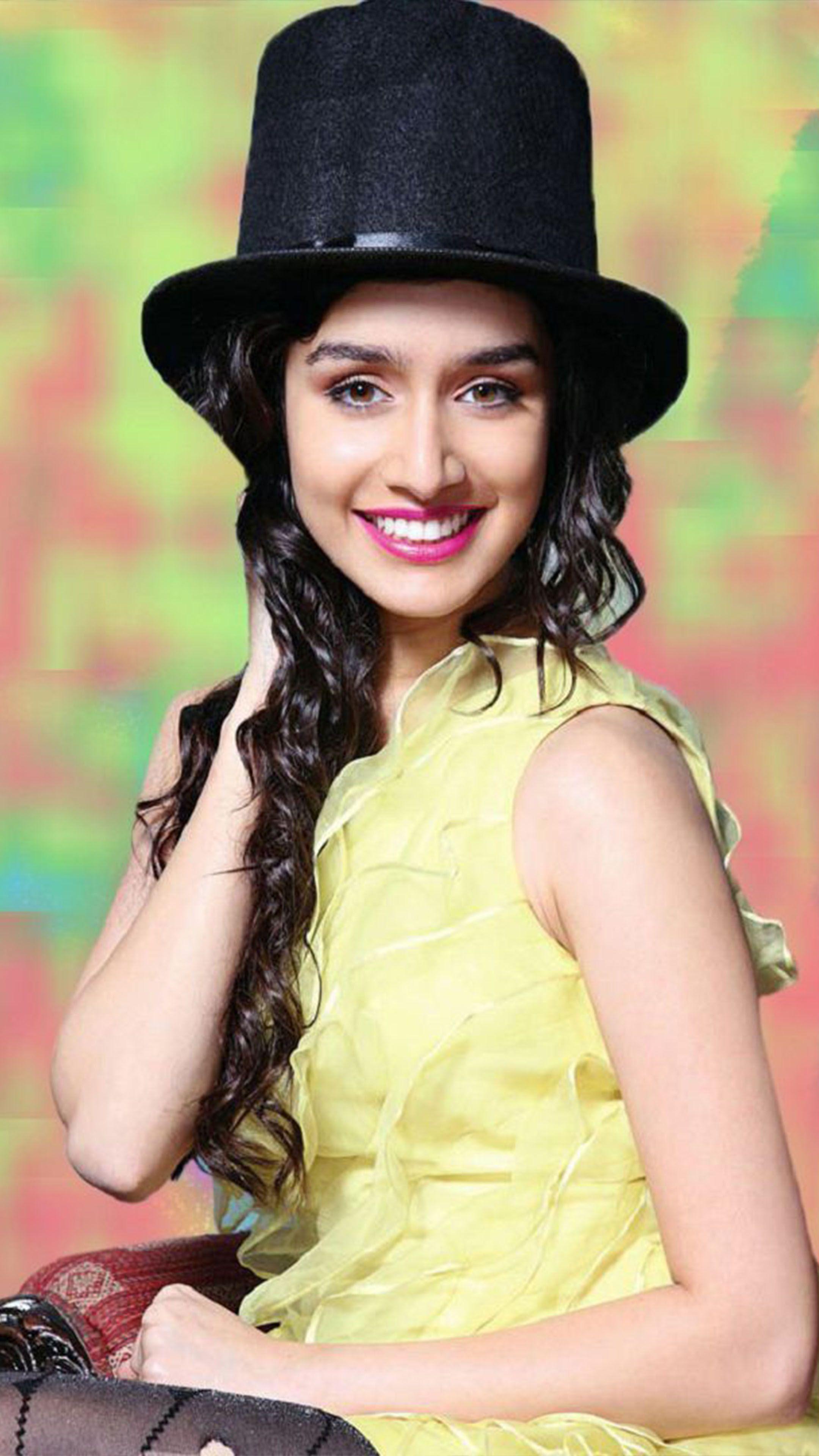 2160x3840 Shraddha Kapoor Wearing Black Hat 4K Ultra HD Mobile Wallpaper