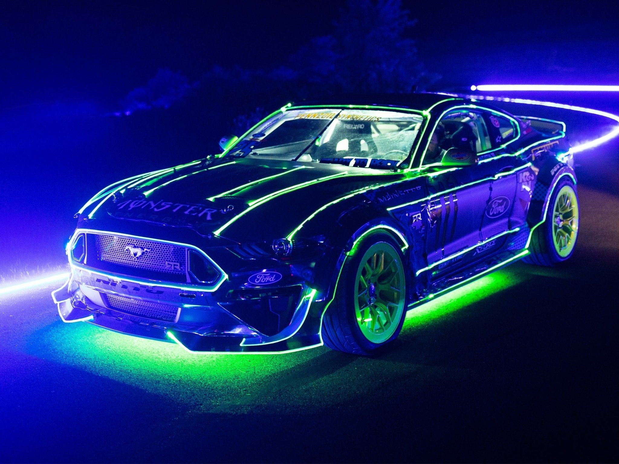 2048x1536 Ways to Customize Your Ride with LED Lights