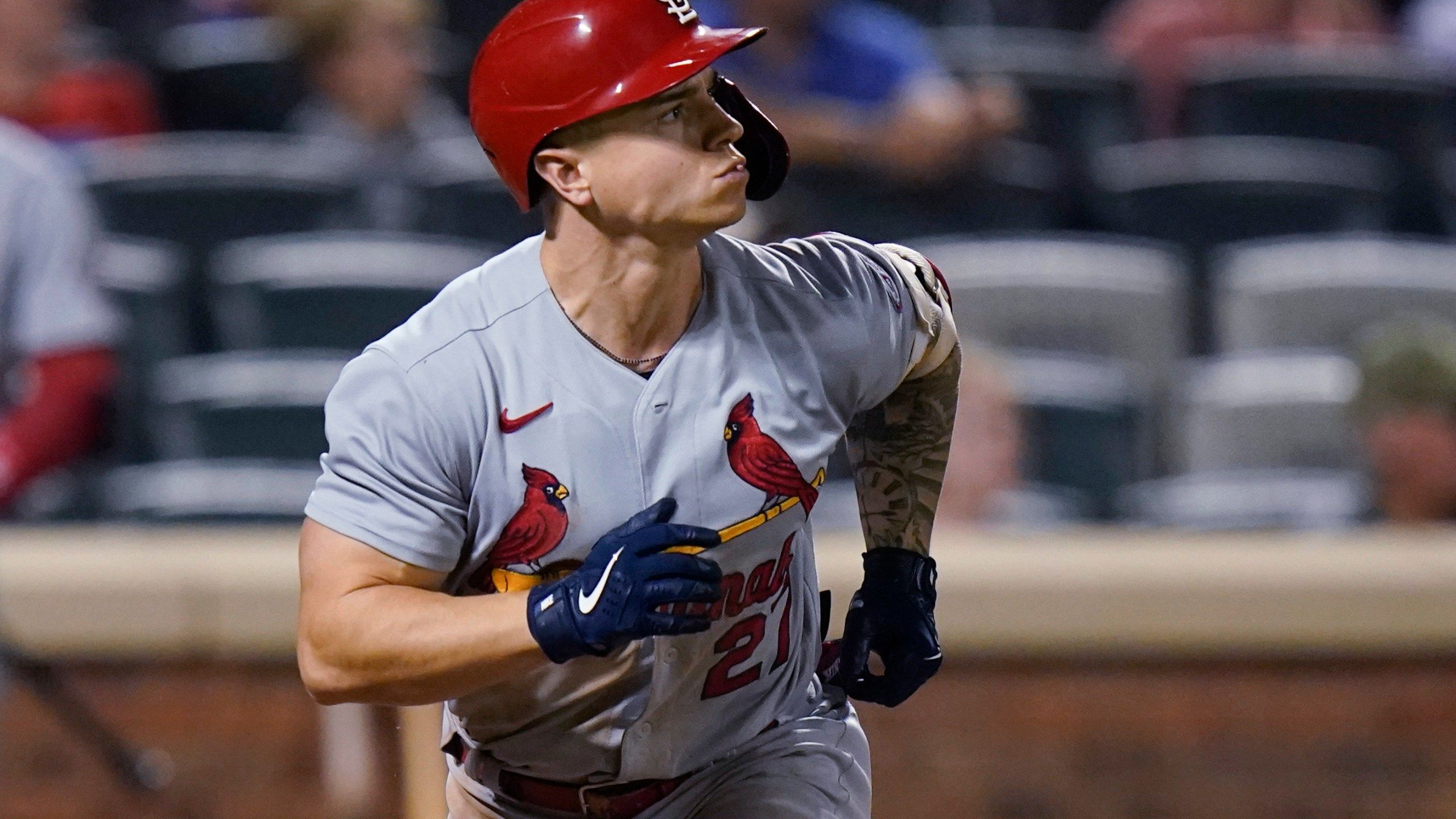 2560x1440 Tyler O'Neill is NL player of the month for September