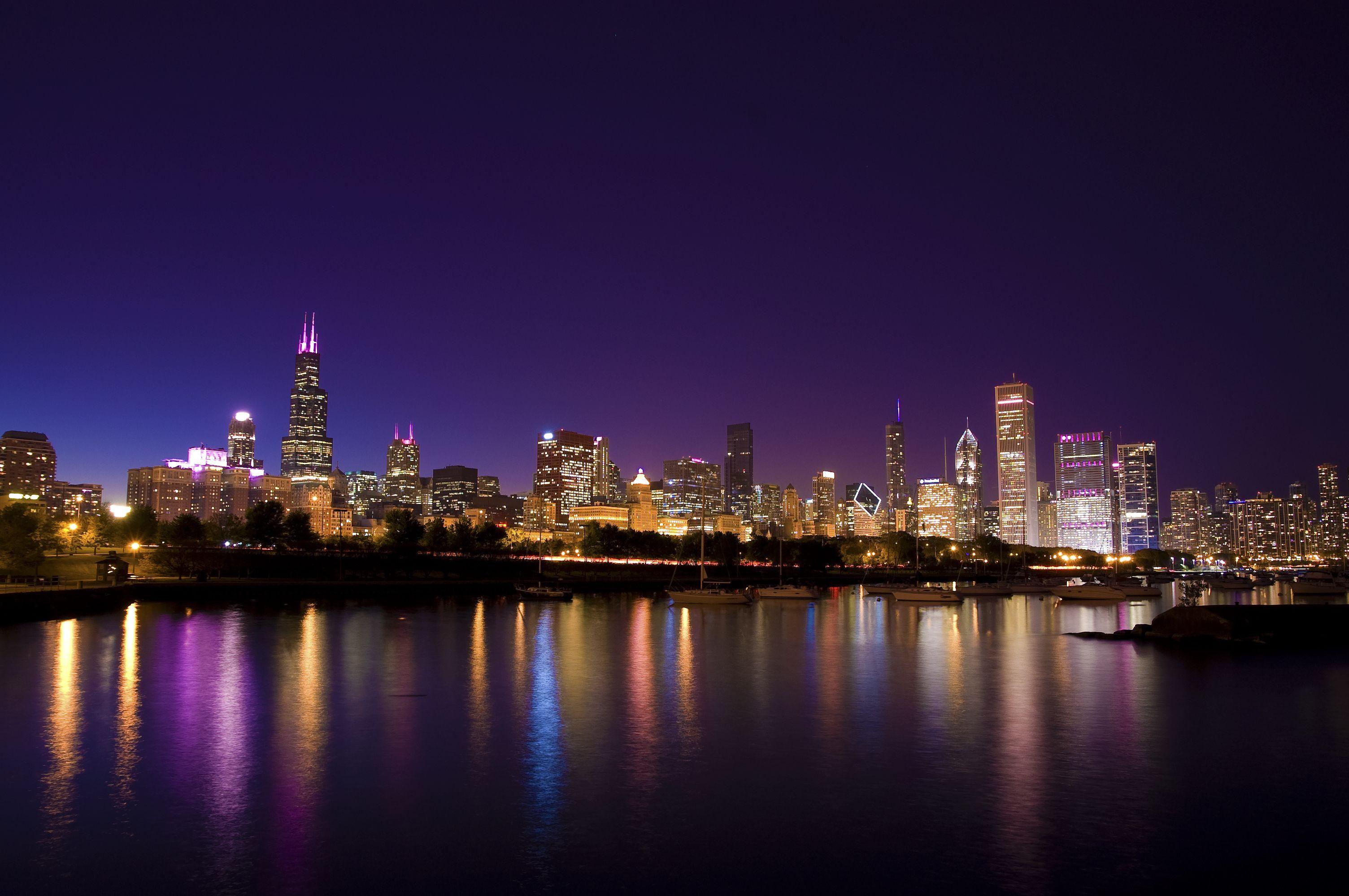 3008x2000 Chicago city town evening lights promenade boat park reflection