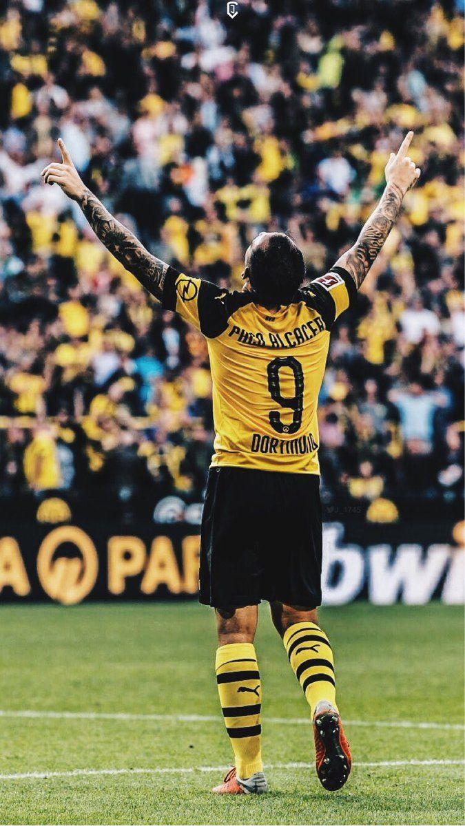 675x1200 JDesign Dortmund. Paco Alcácer #Wallpaper