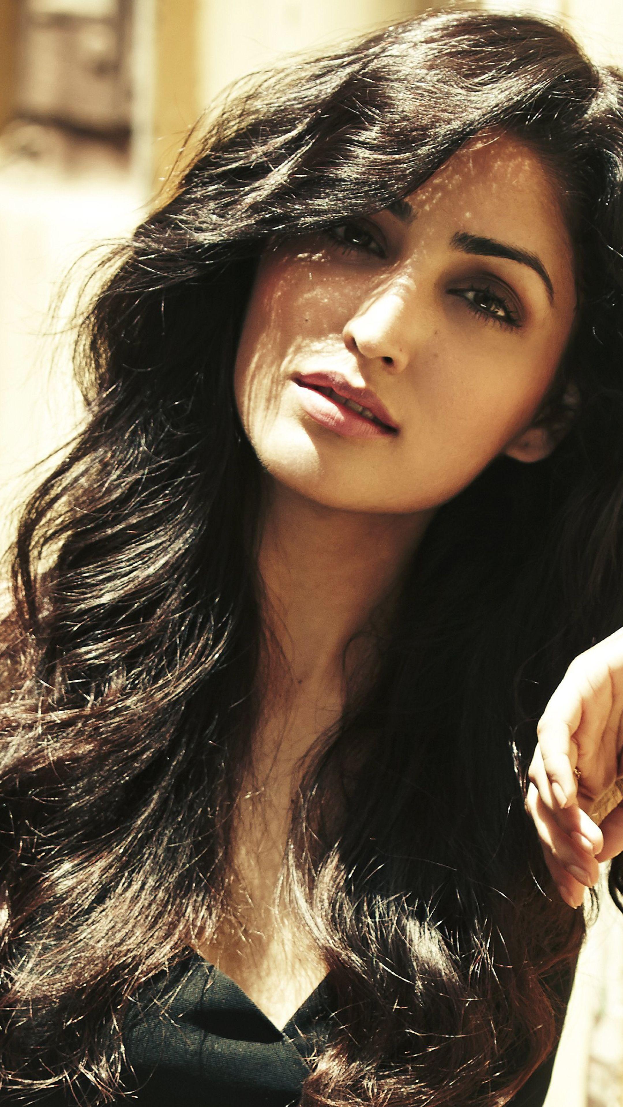 2160x3840 Yami Gautam Sony Xperia X, XZ, Z5 Premium Wallpaper, HD