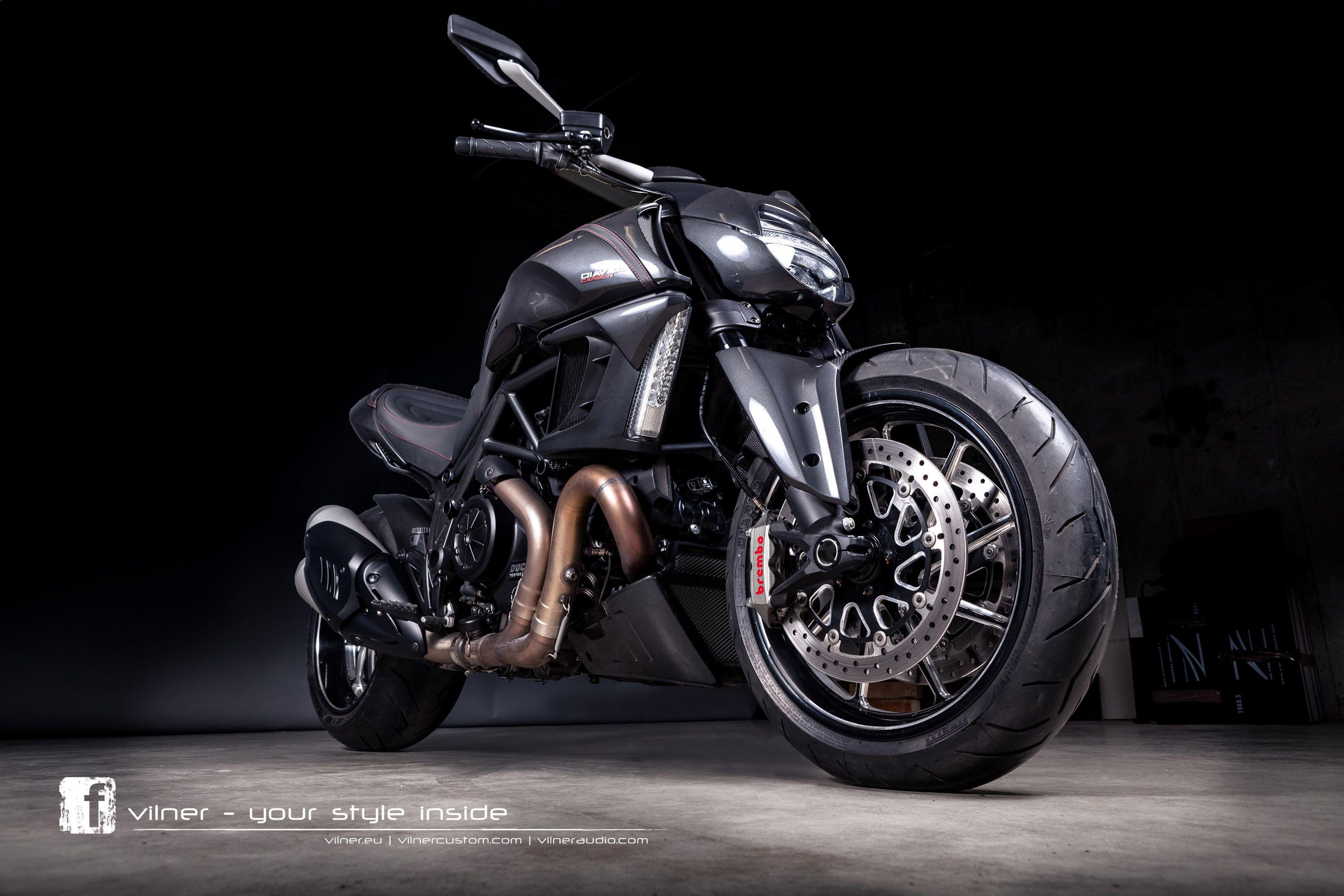 3000x2000 Ducati Diavel Wallpaper