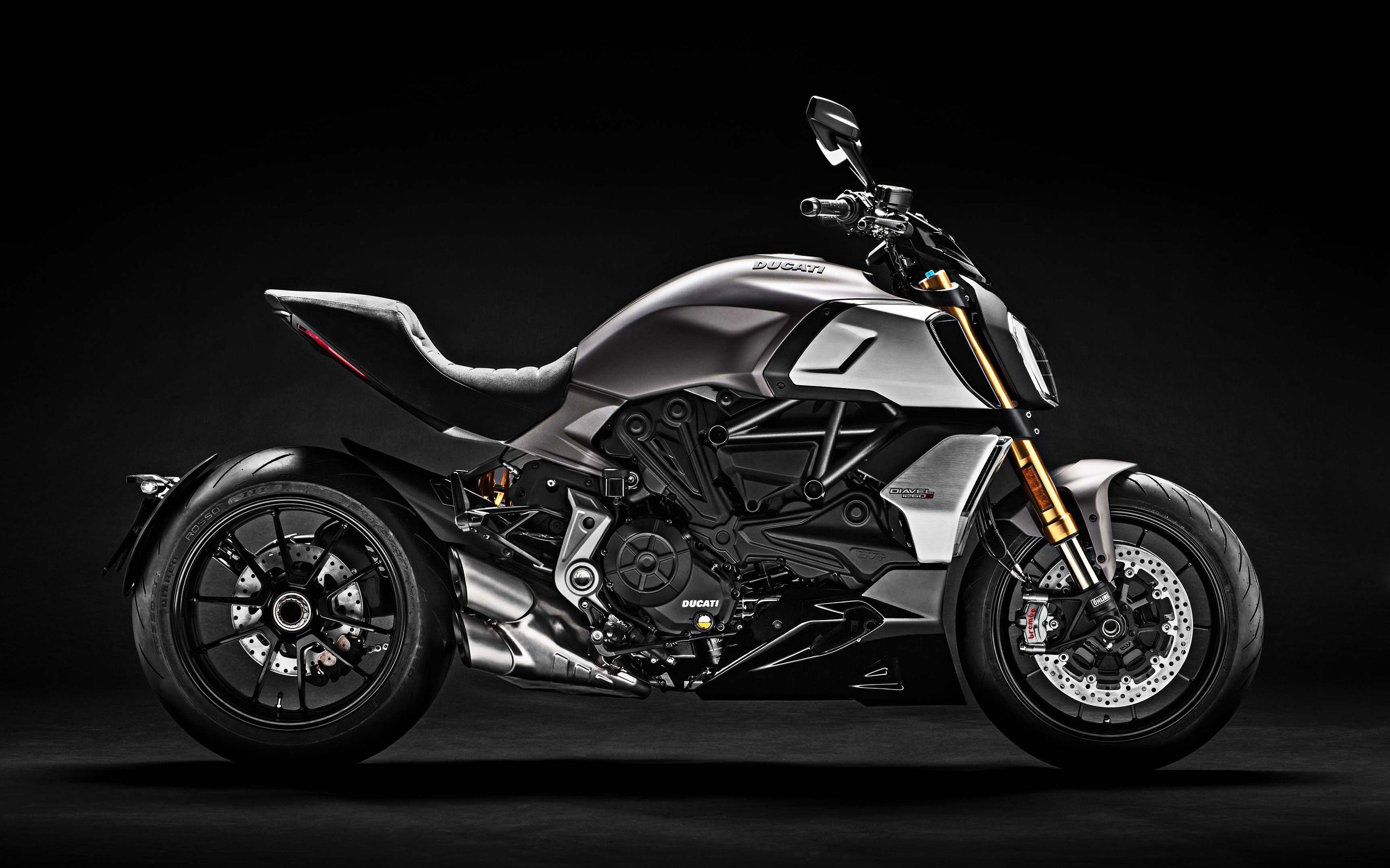 3840x2400 Download wallpaper Ducati Diavel, 4k, luxury motorcycle