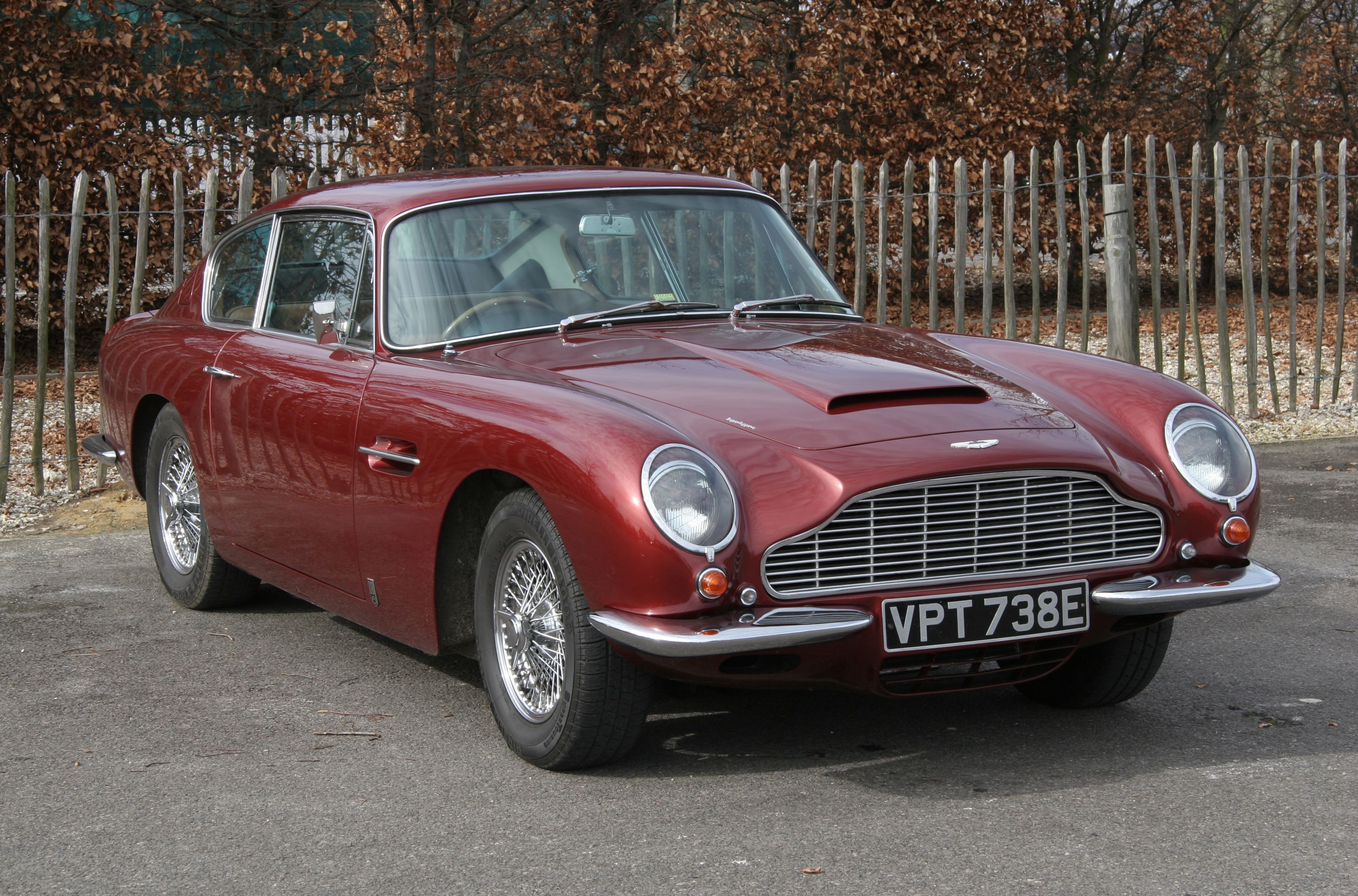 3362x2218 Aston Martin DB6