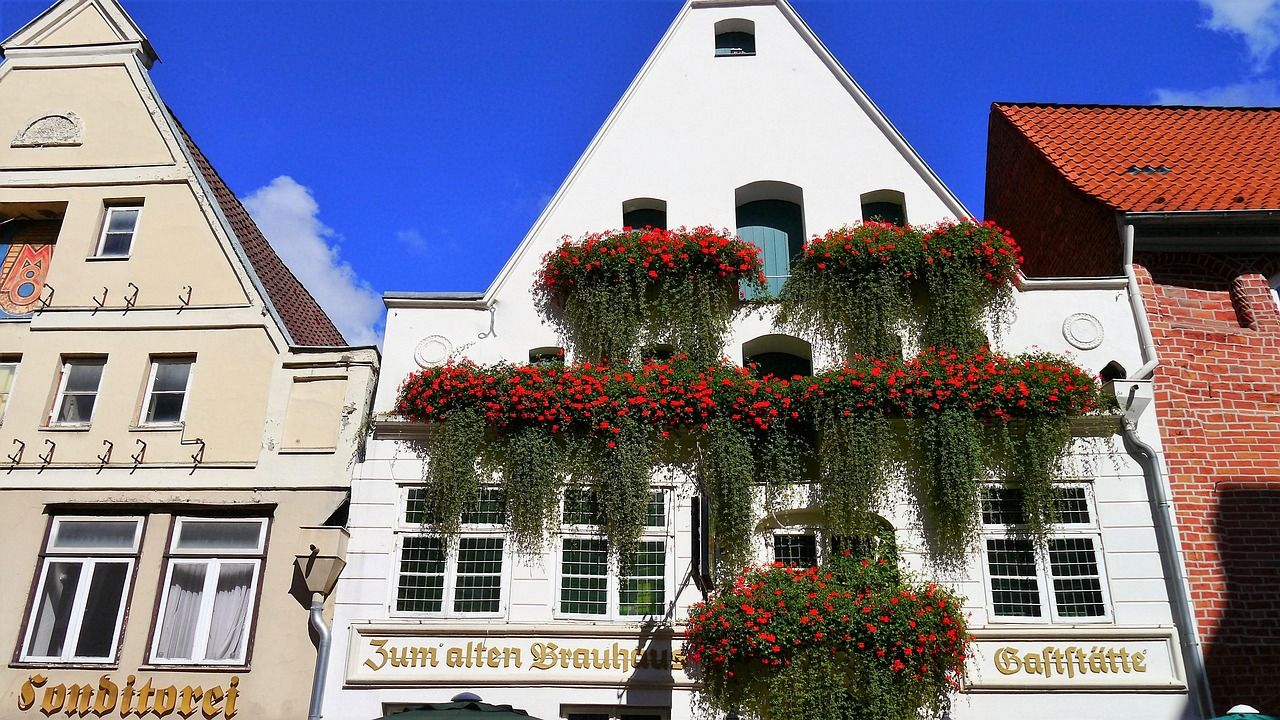 1280x720 House Wallpaper & House Image