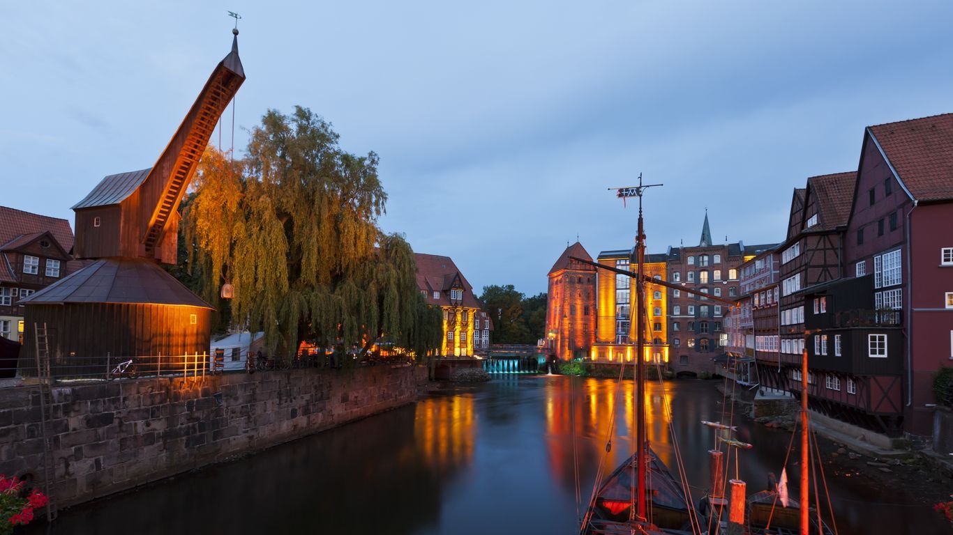 1366x768 Car Rentals in Lüneburg for Rental Cars on KAYAK