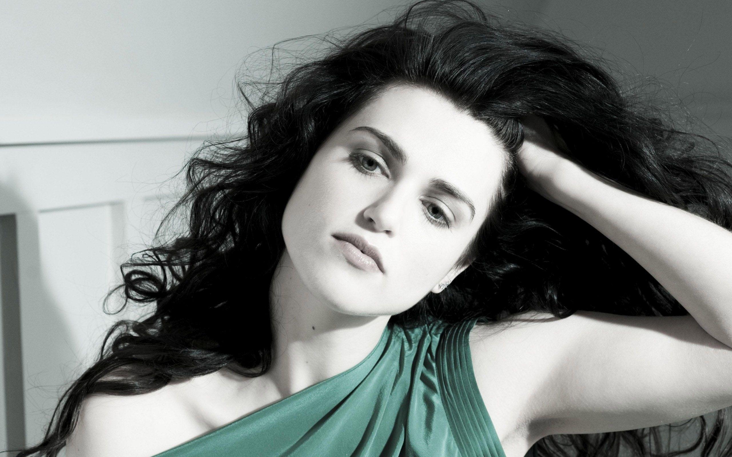 2560x1600 Katie McGrath Wallpaper, Picture, Image