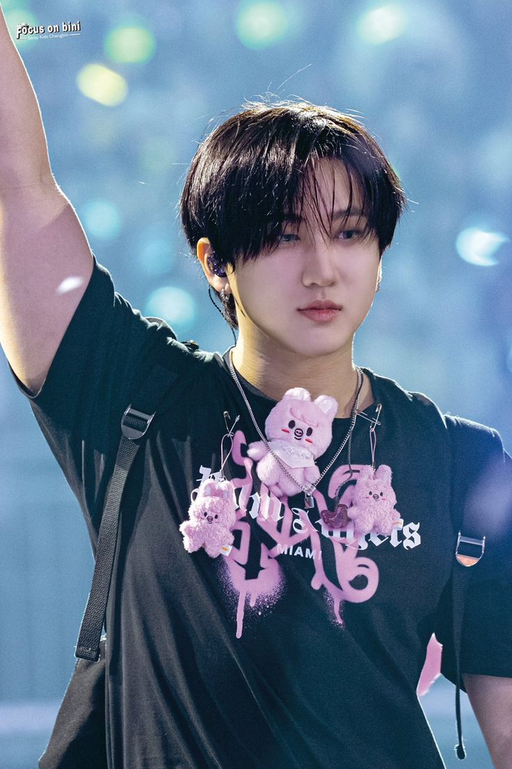 736x1104 Skzoo dwaekki wallpaper. Cute picture of han jisung, Skz changbin, Stray kids changbin