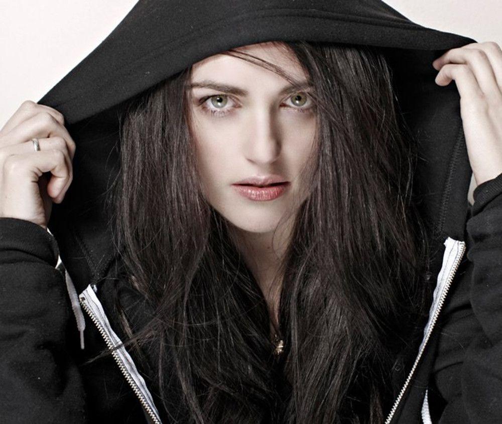 1000x844 Katie McGrath wallpaper
